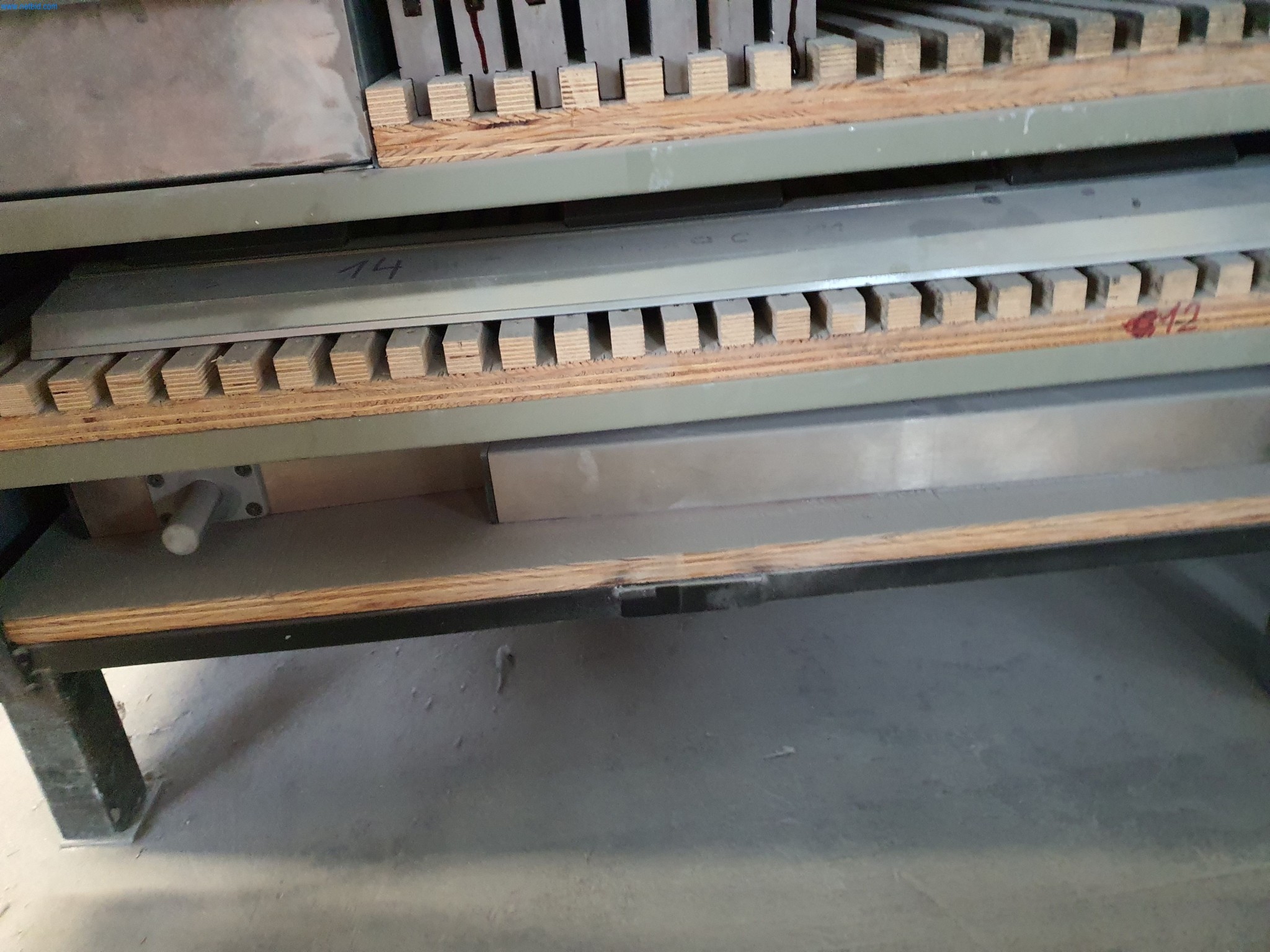 Maszyny z branży metalowej, malarskiej, suchej zabudowy i tynkarskiej-29