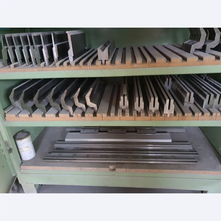 Maszyny z branży metalowej, malarskiej, suchej zabudowy i tynkarskiej-33