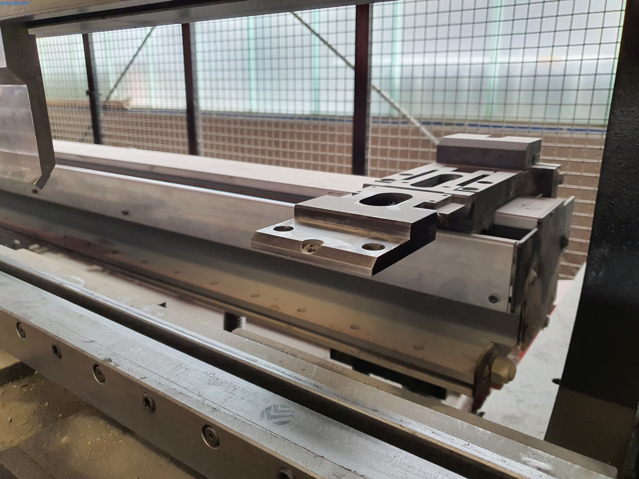 Maszyny z branży metalowej, malarskiej, suchej zabudowy i tynkarskiej-37