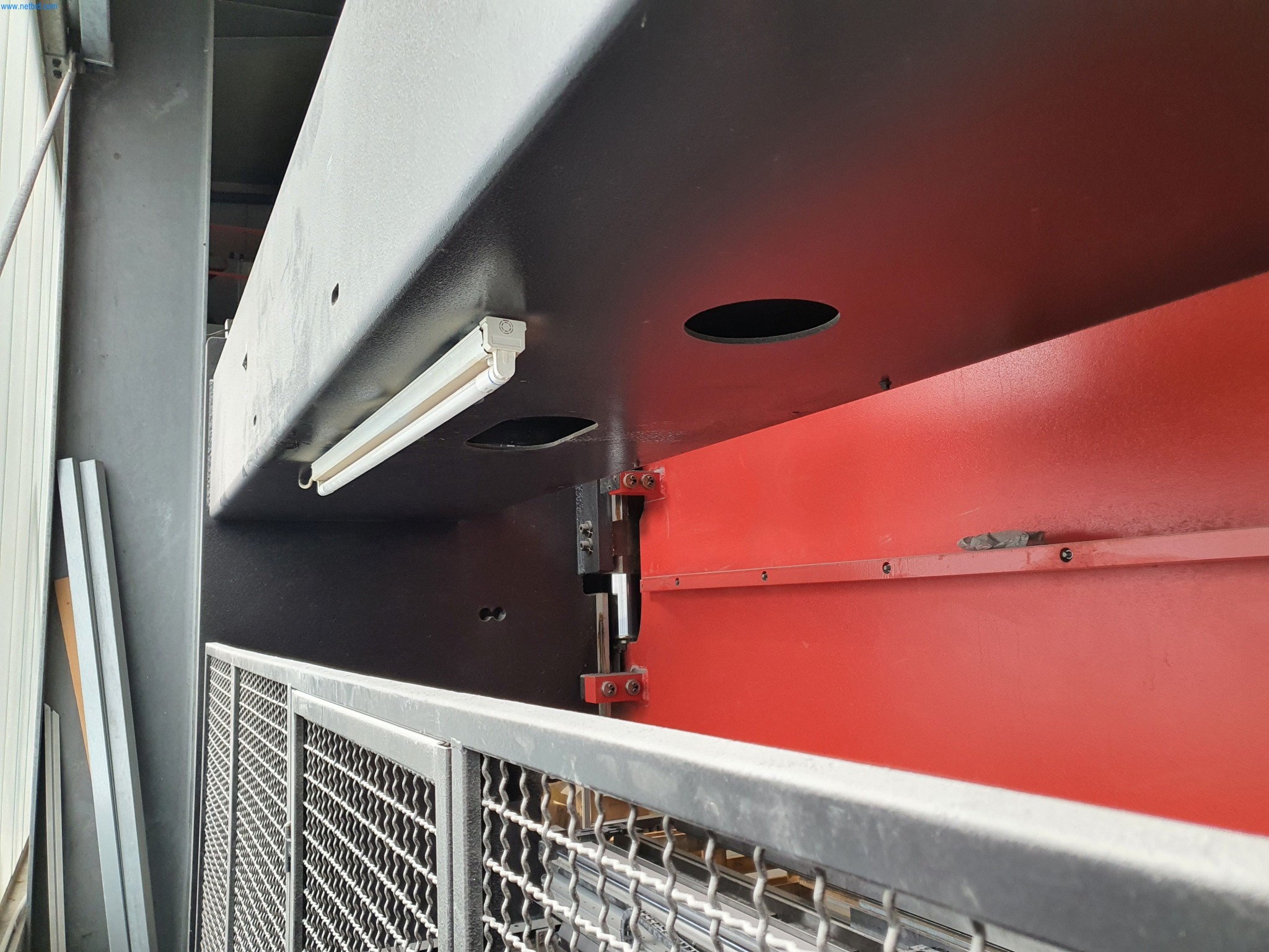 Maszyny z branży metalowej, malarskiej, suchej zabudowy i tynkarskiej-4