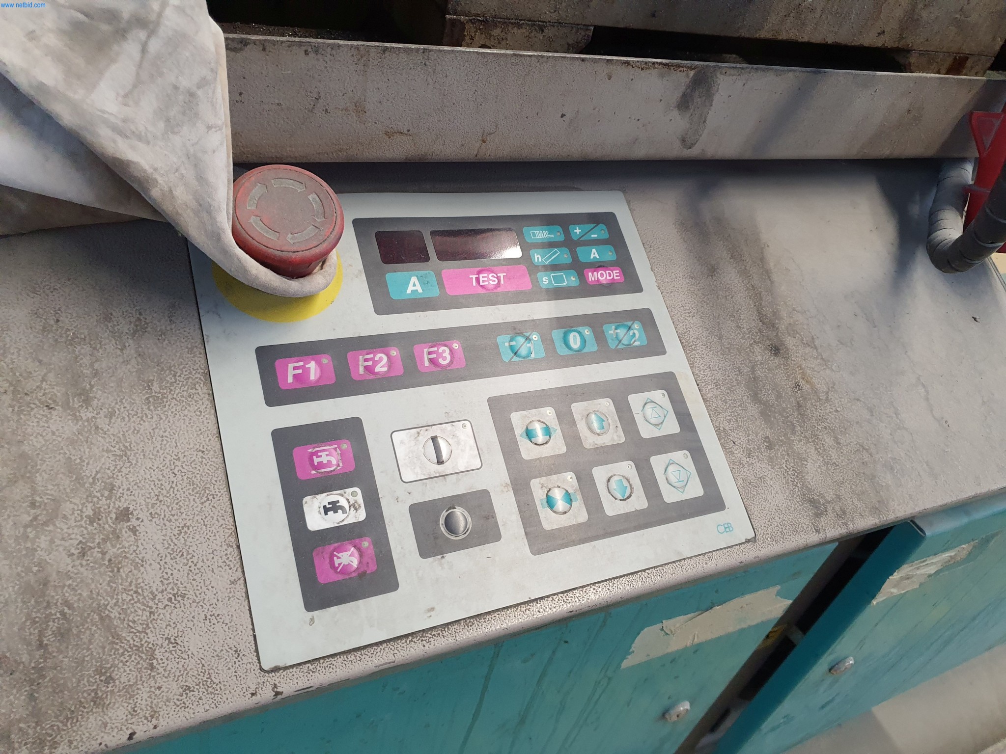 Maszyny z branży metalowej, malarskiej, suchej zabudowy i tynkarskiej-13