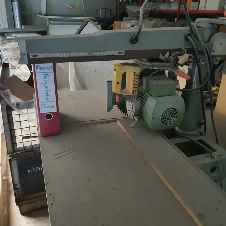 Radial arm saw/ pull saw DeWalt DW 110