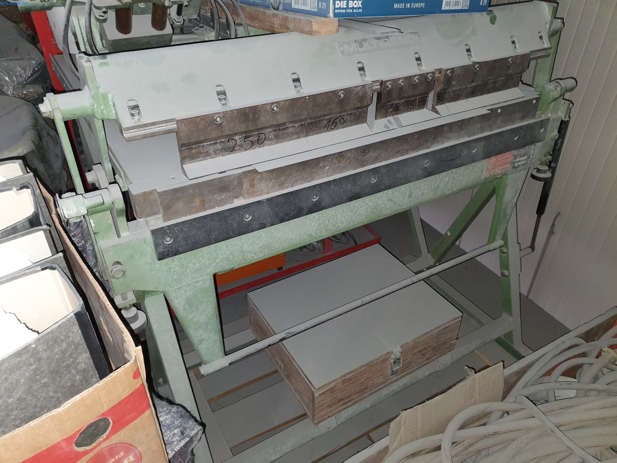 Maszyny z branży metalowej, malarskiej, suchej zabudowy i tynkarskiej-1