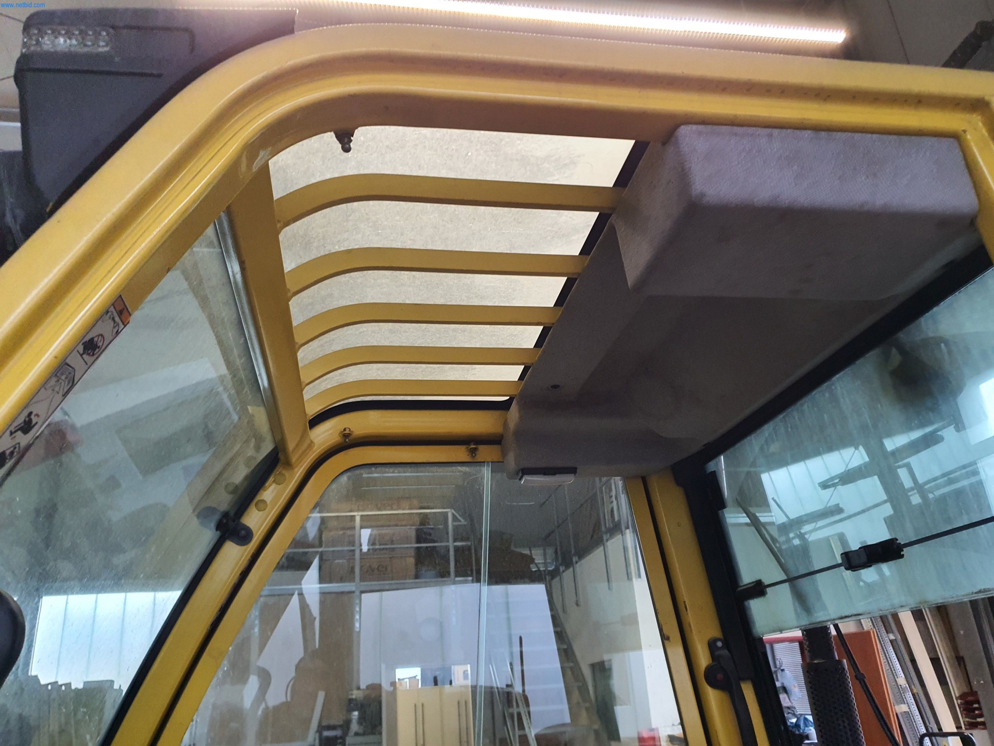 Máquinas dos sectores da metalurgia, pintura, construção a seco e estucagem-4