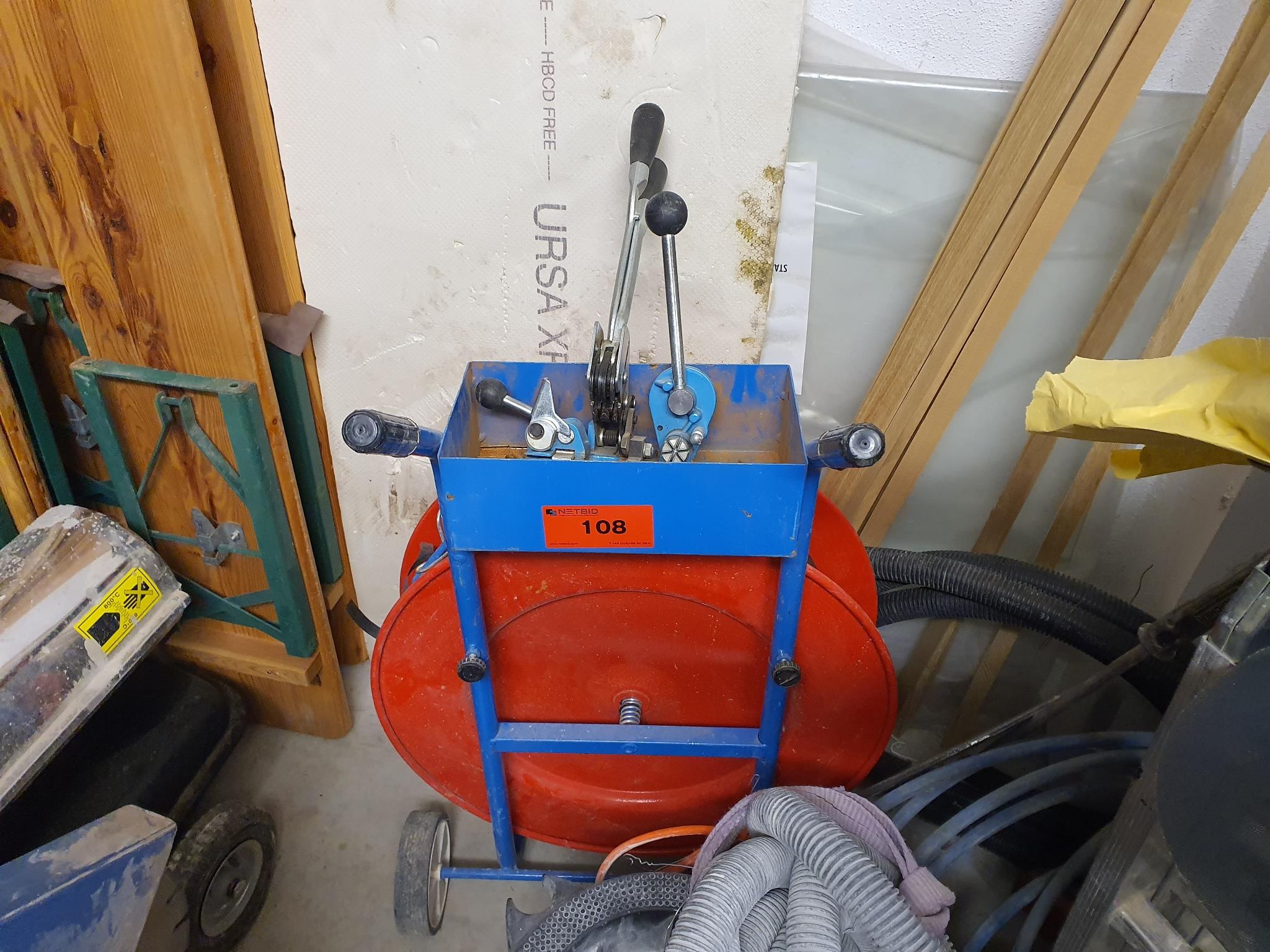 Construction machinery, vehicles, formwork materials and accessories from the building construction sector-6