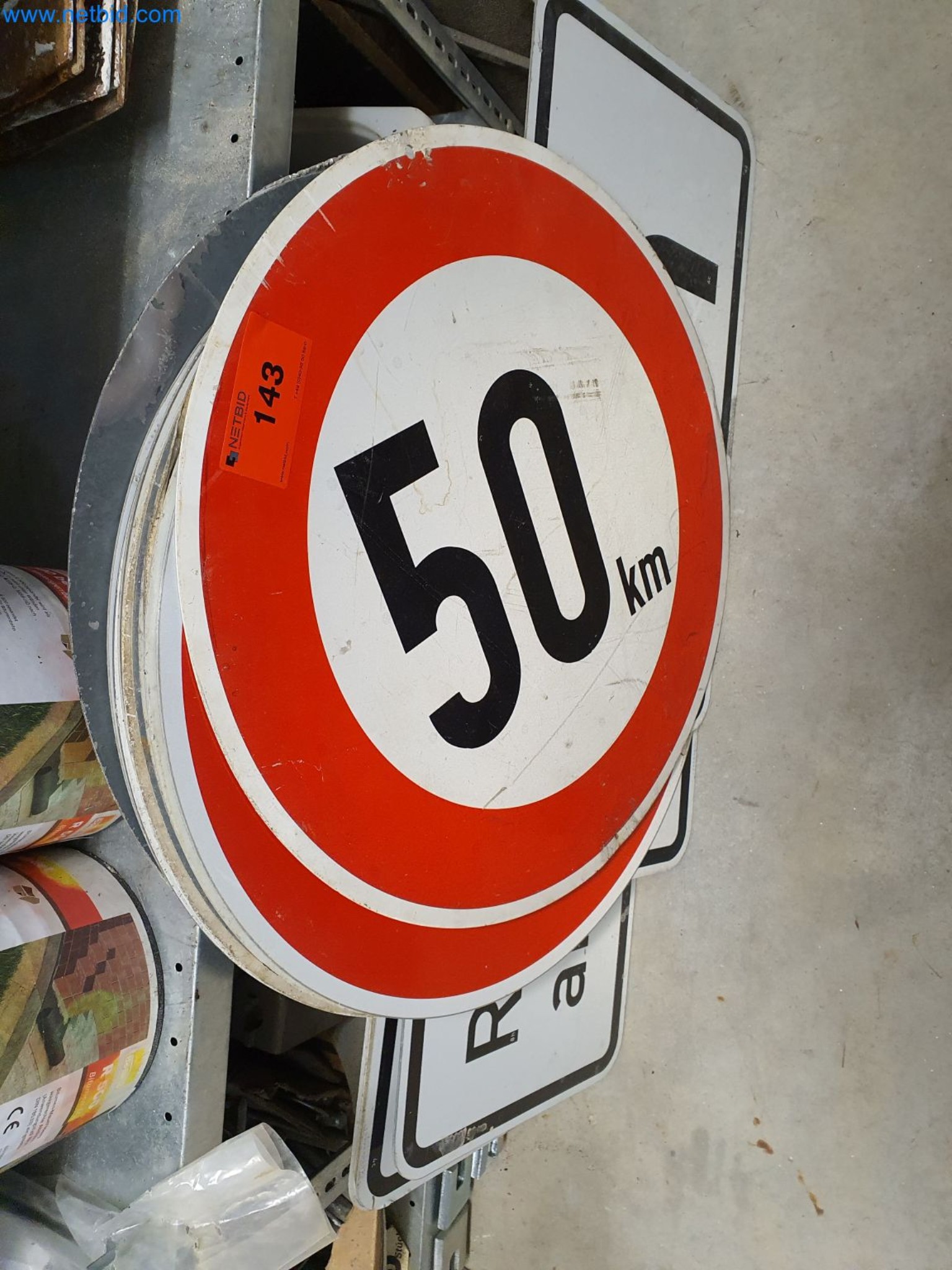 Maquinaria de construcción, vehículos, material de encofrado y accesorios del sector de la construcción de edificios-1