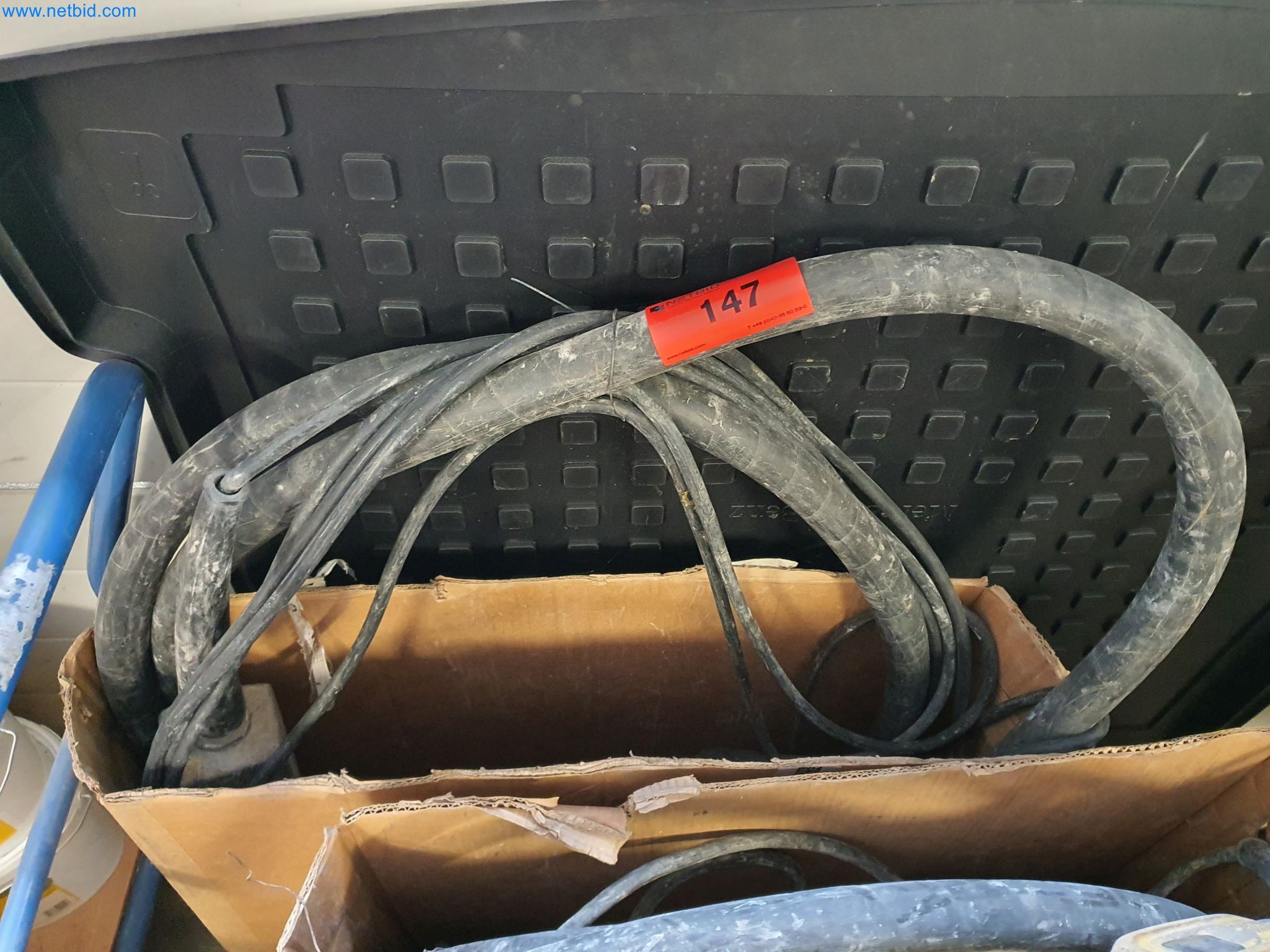 Machines de construction, véhicules, matériel de coffrage et accessoires dans le domaine du bâtiment-1