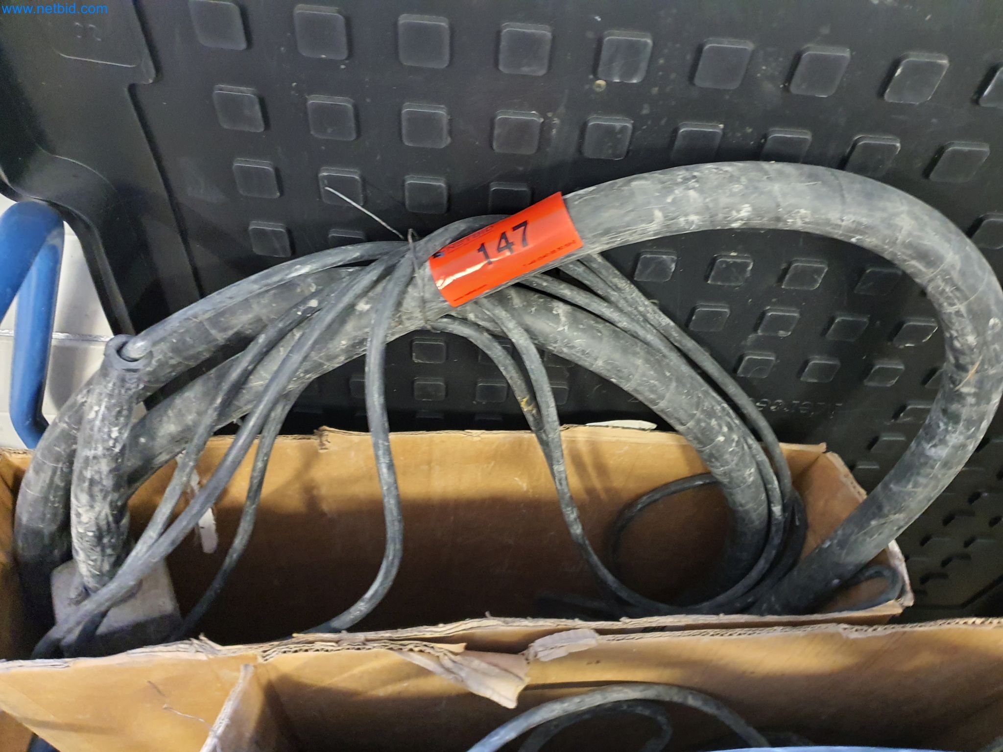 Machines de construction, véhicules, matériel de coffrage et accessoires dans le domaine du bâtiment-3