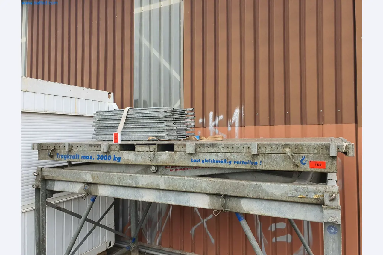 Maszyny budowlane, pojazdy, materiały szalunkowe i akcesoria z sektora budowlanego-2