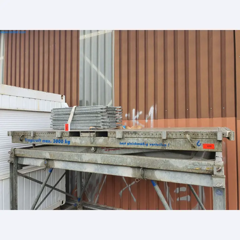 Maszyny budowlane, pojazdy, materiały szalunkowe i akcesoria z sektora budowlanego-2