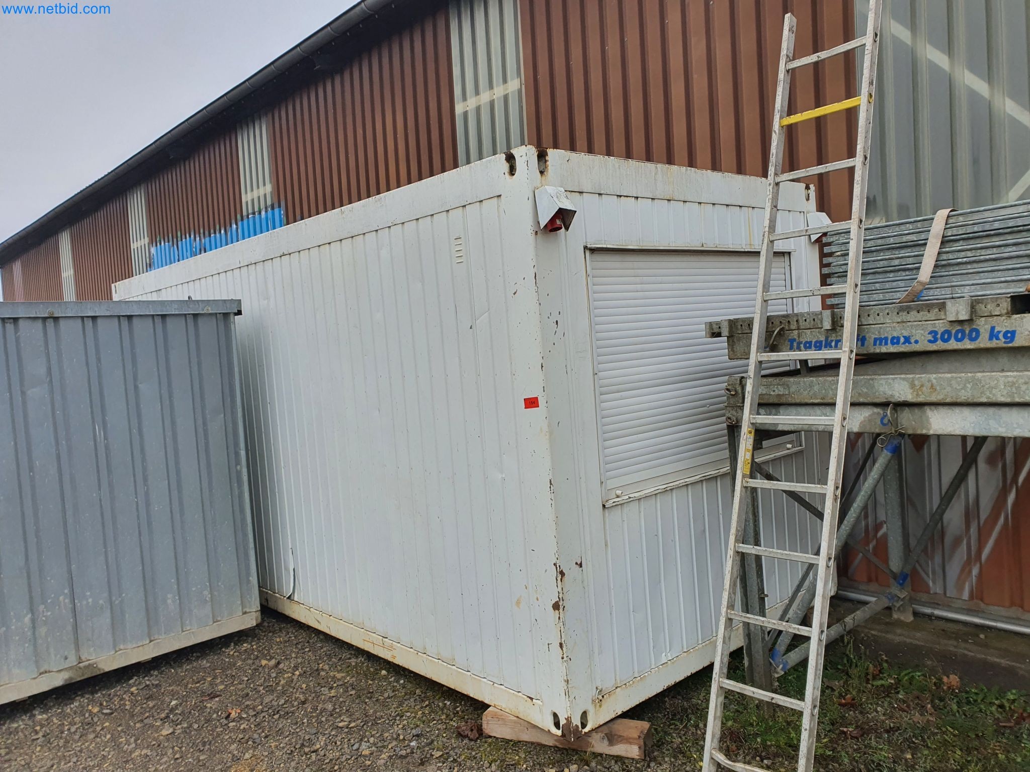 Stavební stroje, vozidla, bednicí materiál a příslušenství z oblasti stavebnictví-1