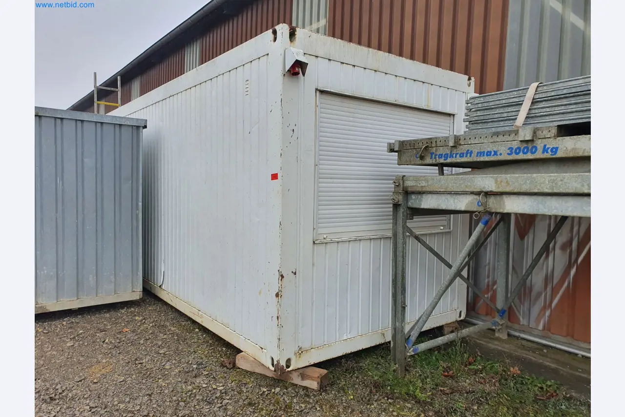 Stavební stroje, vozidla, bednicí materiál a příslušenství z oblasti stavebnictví-2