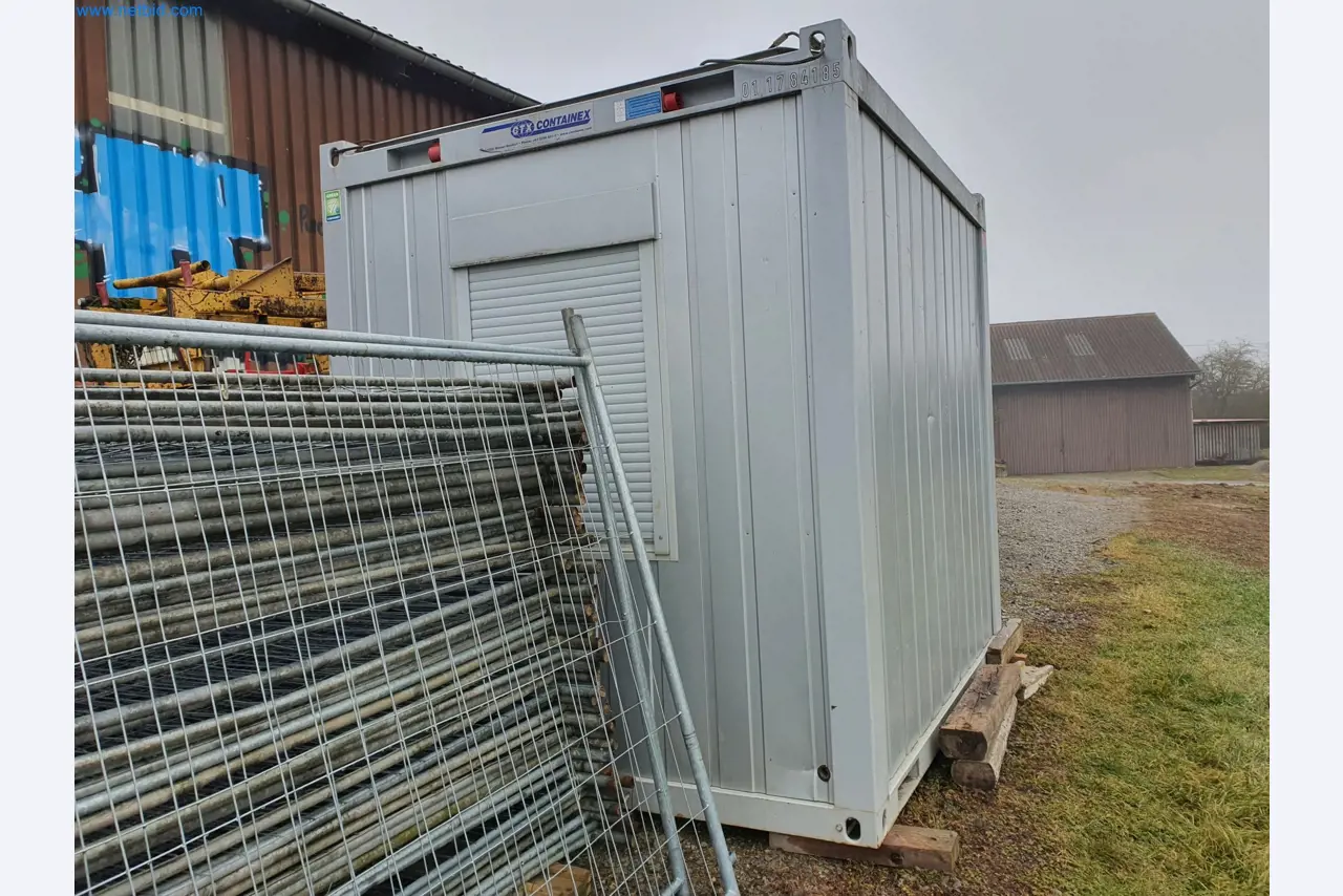 Maszyny budowlane, pojazdy, materiały szalunkowe i akcesoria z sektora budowlanego-2