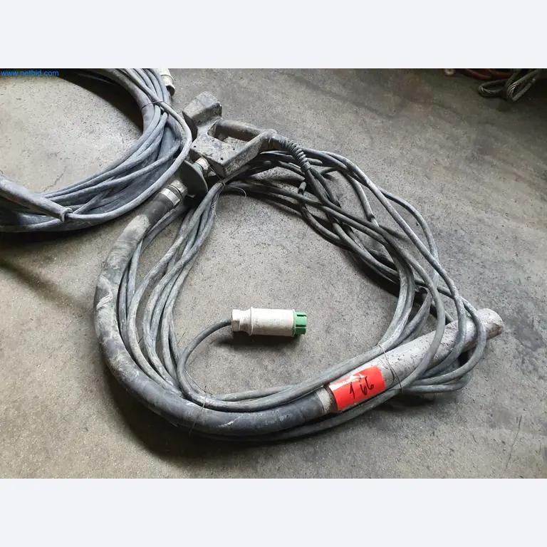 Maszyny budowlane, pojazdy, materiały szalunkowe i akcesoria z sektora budowlanego-4