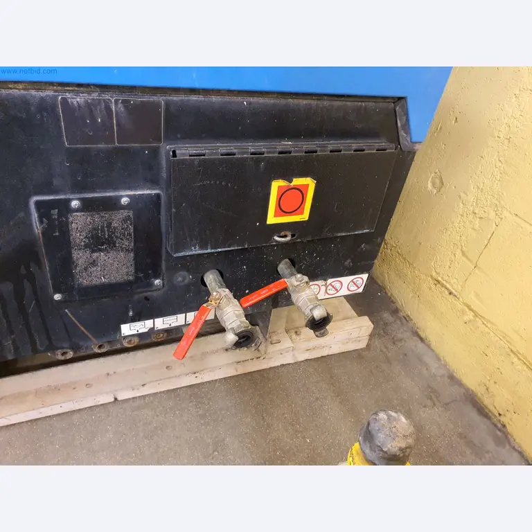 Maszyny budowlane, pojazdy, materiały szalunkowe i akcesoria z sektora budowlanego-2