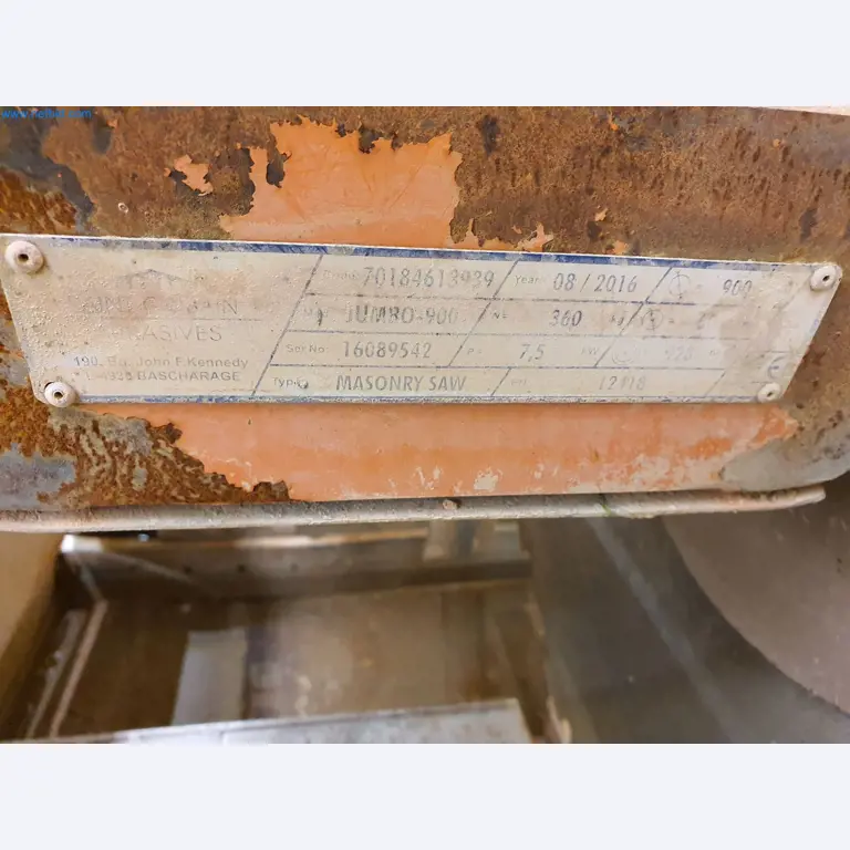 Maszyny budowlane, pojazdy, materiały szalunkowe i akcesoria z sektora budowlanego-3