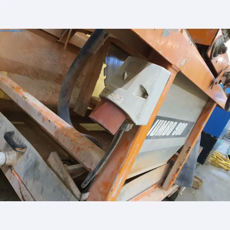 Maszyny budowlane, pojazdy, materiały szalunkowe i akcesoria z sektora budowlanego-4