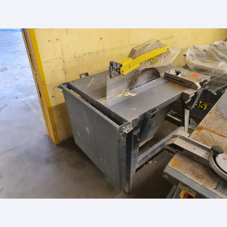 Maszyny budowlane, pojazdy, materiały szalunkowe i akcesoria z sektora budowlanego-1