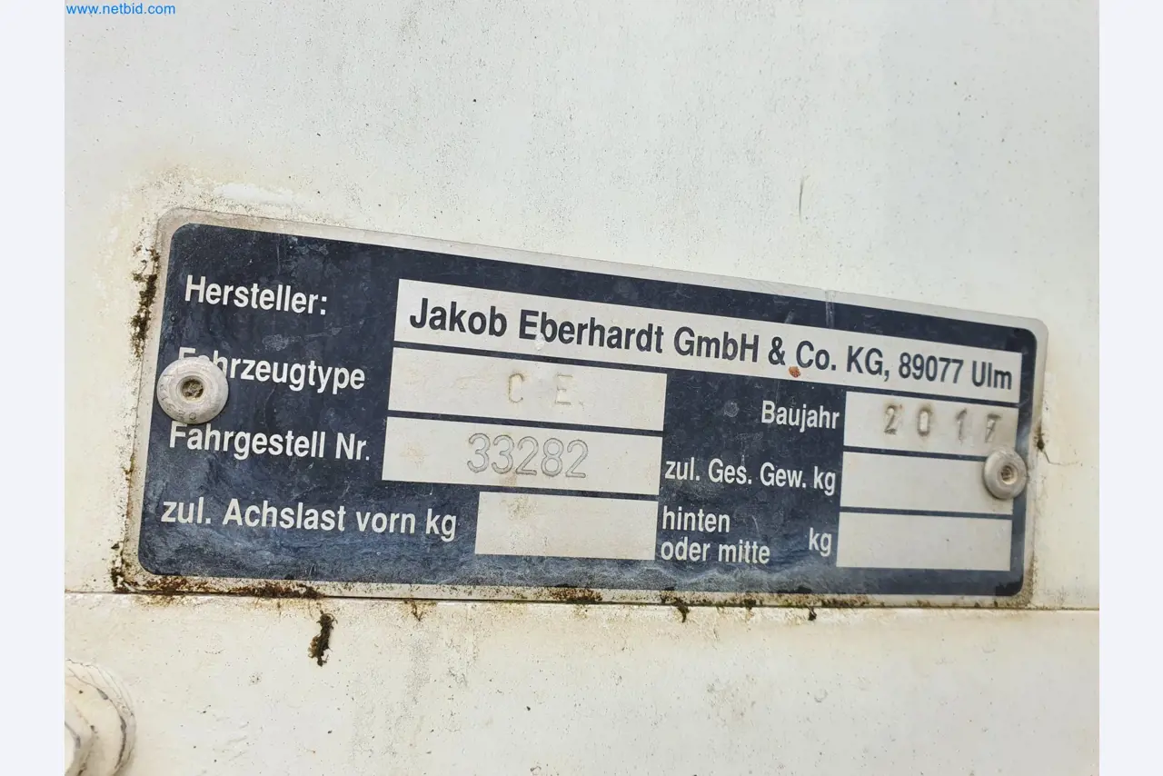 Maszyny budowlane, pojazdy, materiały szalunkowe i akcesoria z sektora budowlanego-2