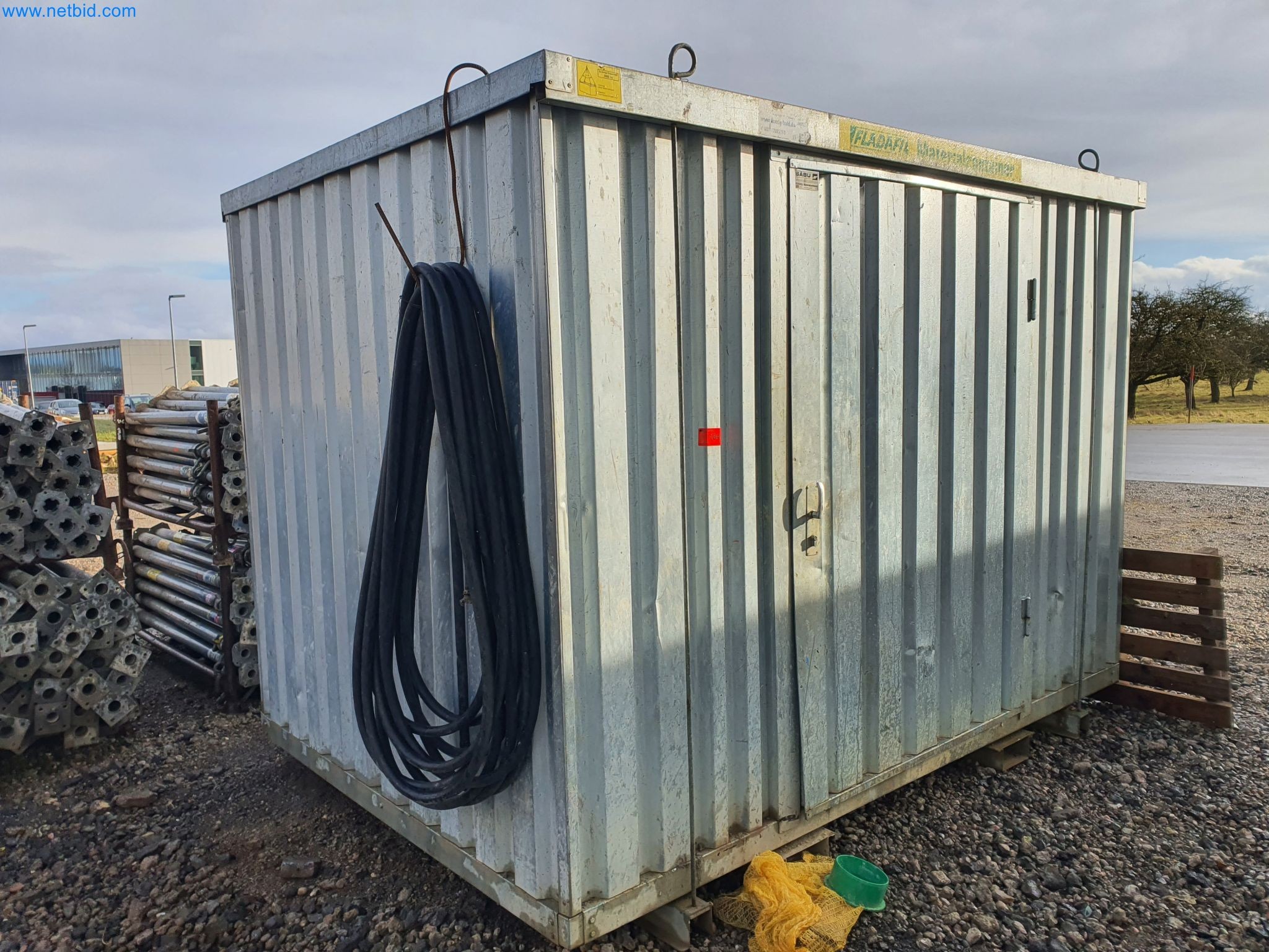 Maquinaria de construcción, vehículos, material de encofrado y accesorios del sector de la construcción de edificios-1