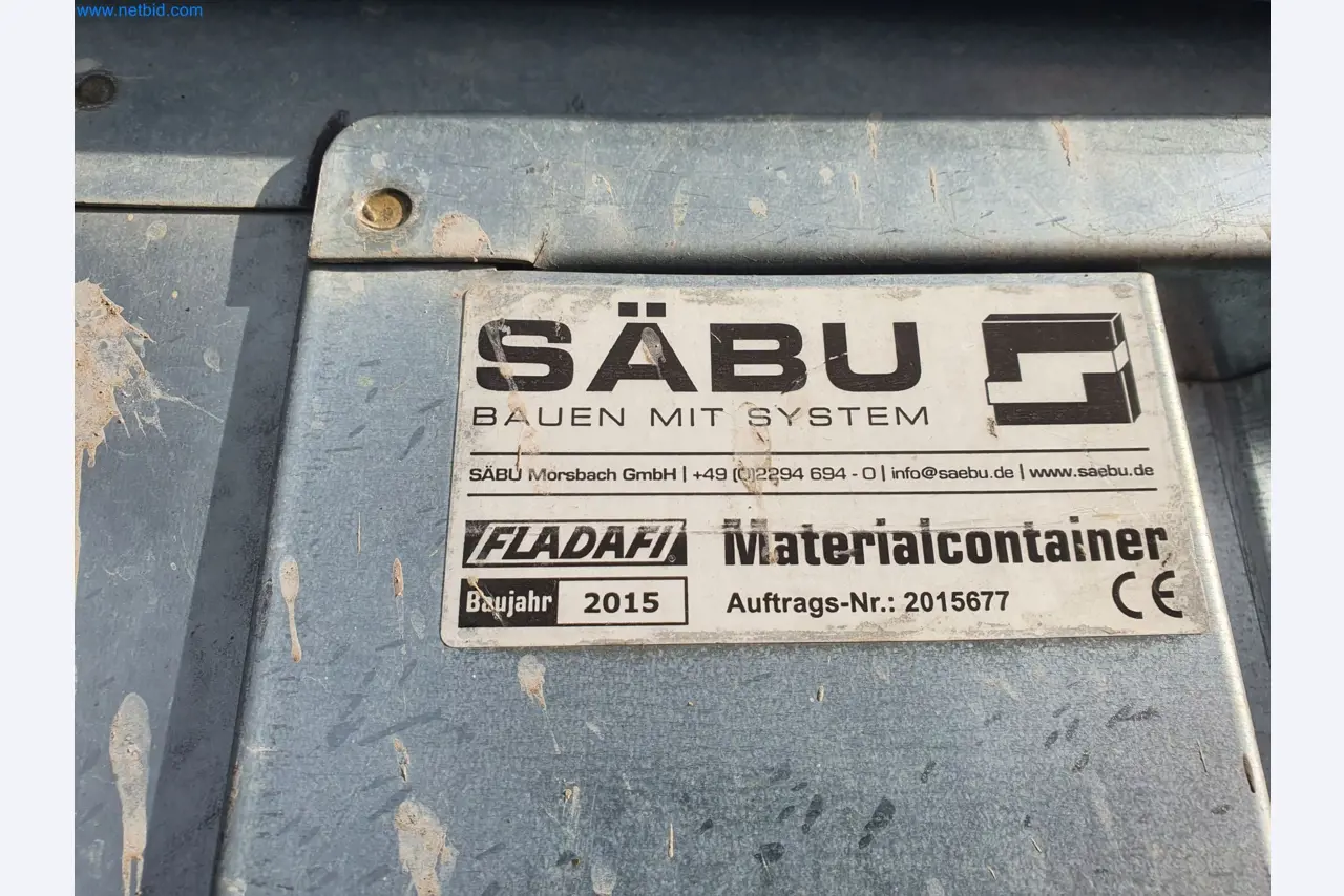 Stavební stroje, vozidla, bednicí materiál a příslušenství z oblasti stavebnictví-2