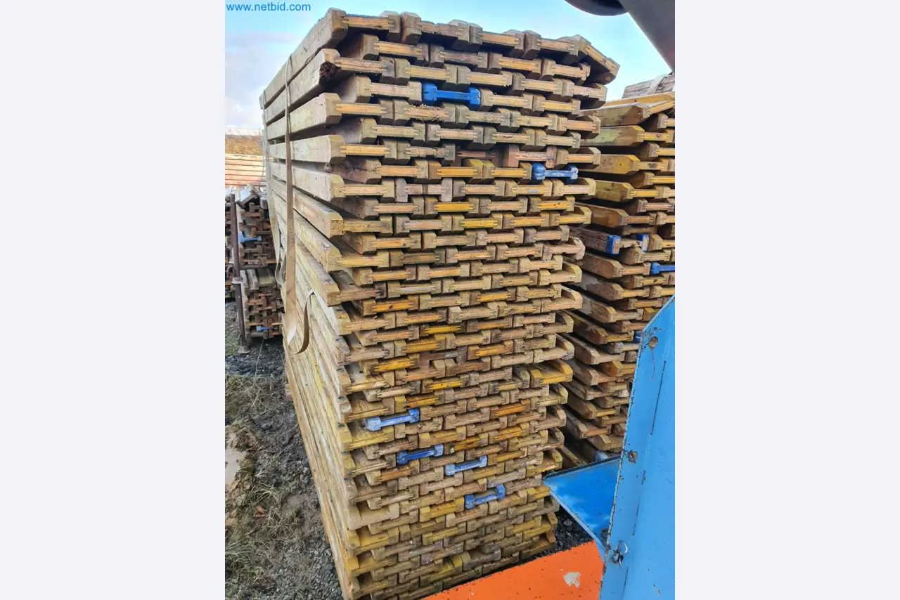 Maszyny budowlane, pojazdy, materiały szalunkowe i akcesoria z sektora budowlanego-2