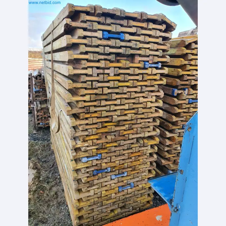 Maszyny budowlane, pojazdy, materiały szalunkowe i akcesoria z sektora budowlanego-2