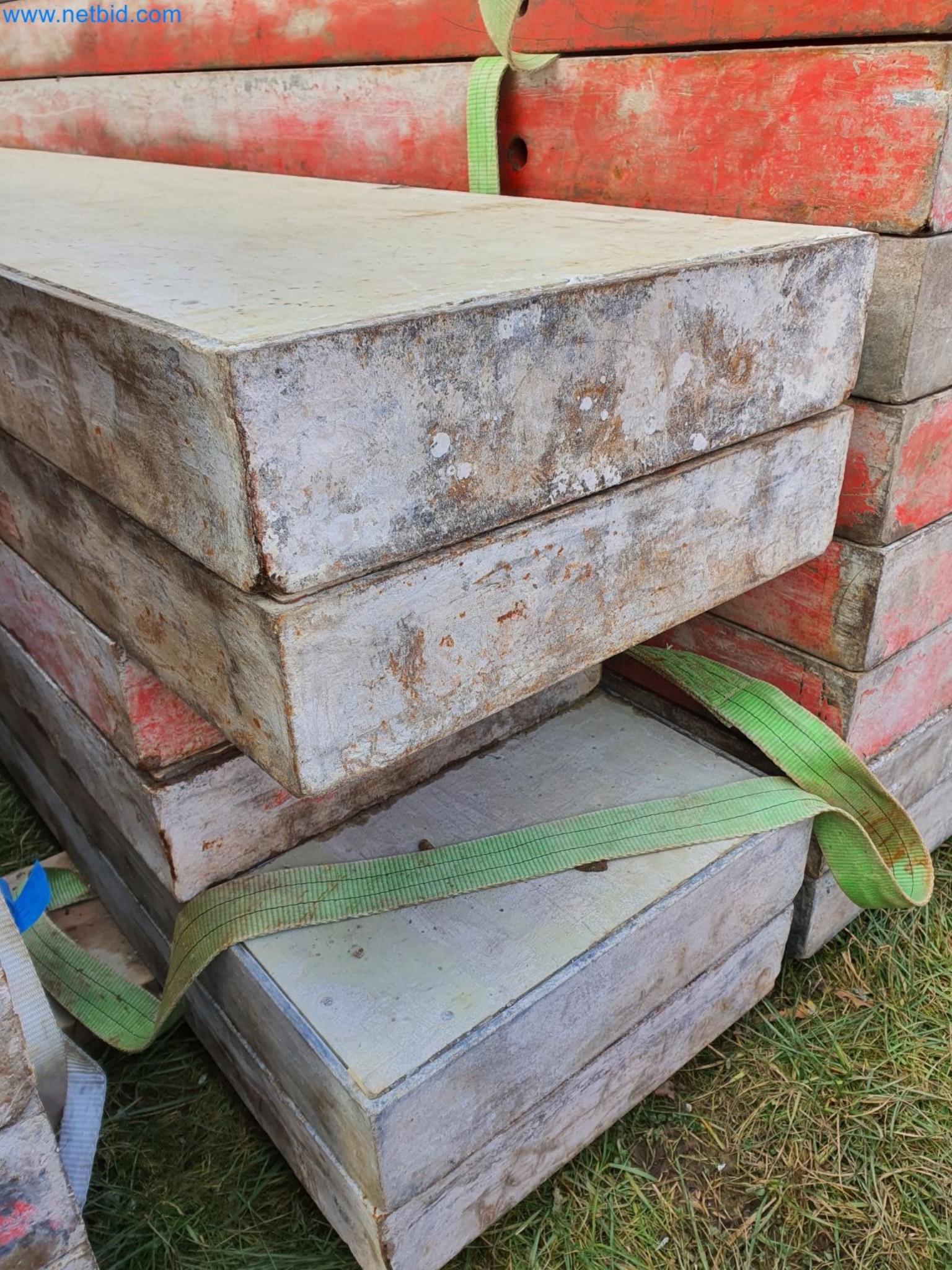 Maquinaria de construcción, vehículos, material de encofrado y accesorios del sector de la construcción de edificios-25