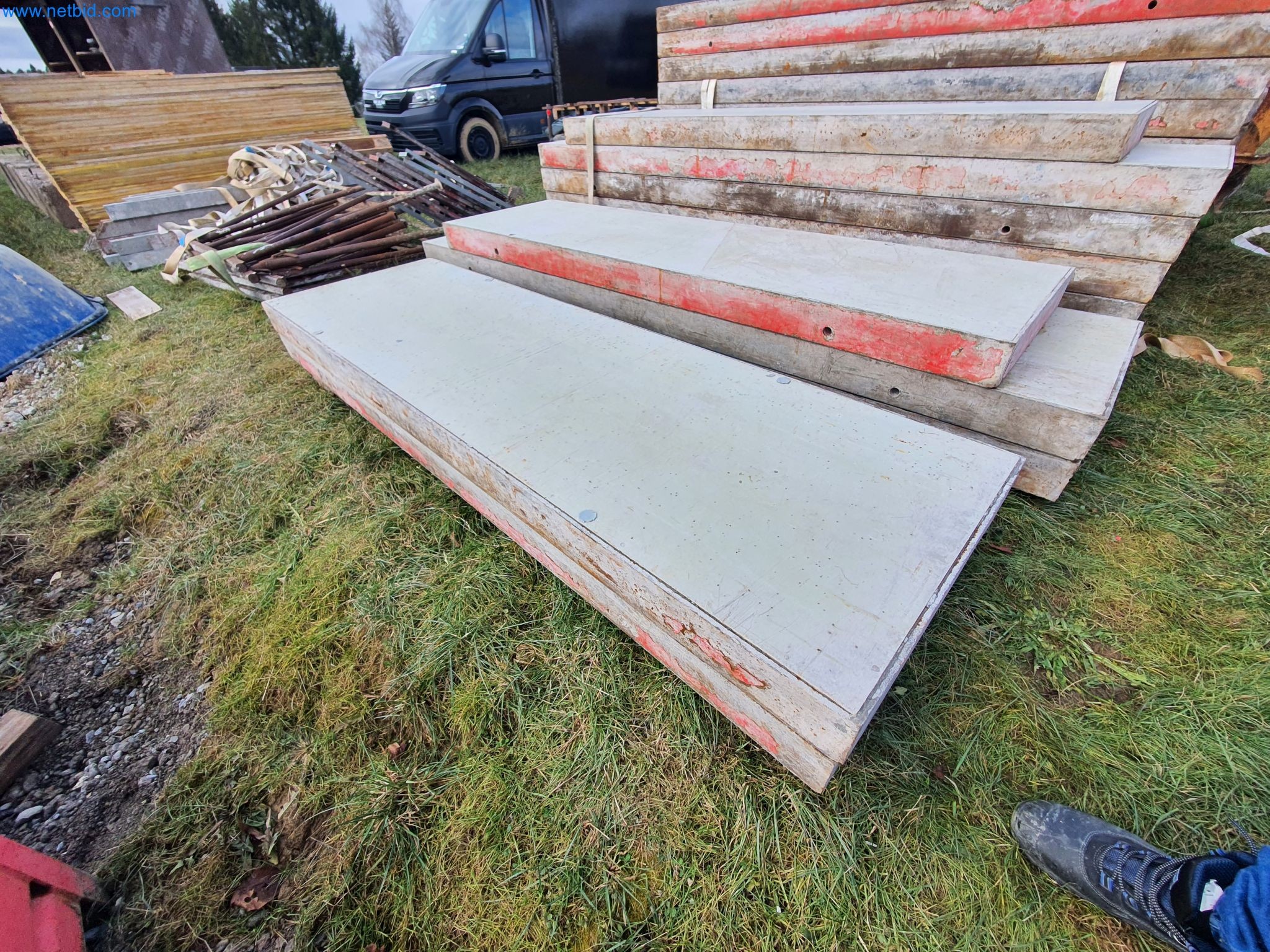 Maquinaria de construcción, vehículos, material de encofrado y accesorios del sector de la construcción de edificios-29