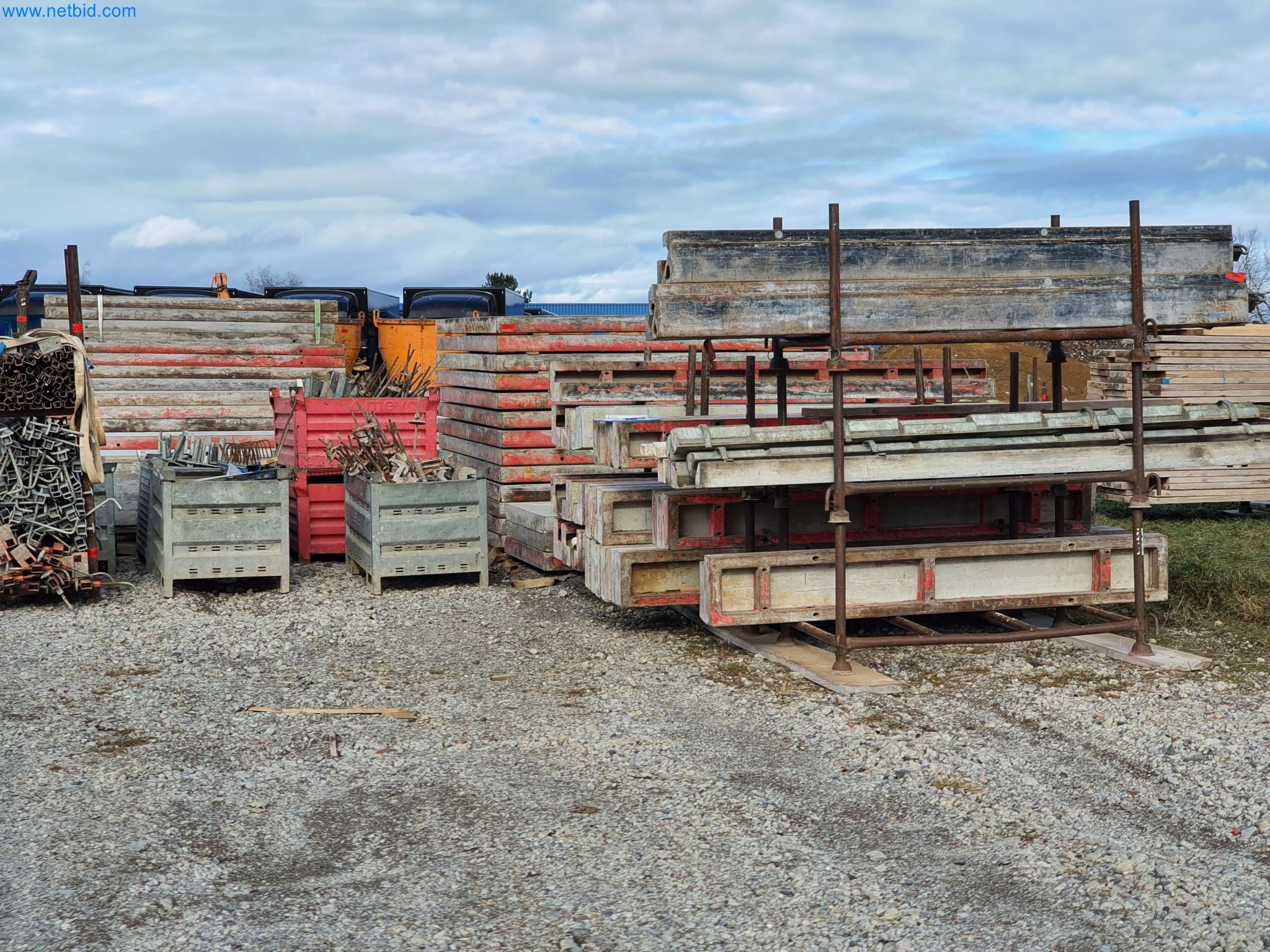 Maquinaria de construcción, vehículos, material de encofrado y accesorios del sector de la construcción de edificios-2