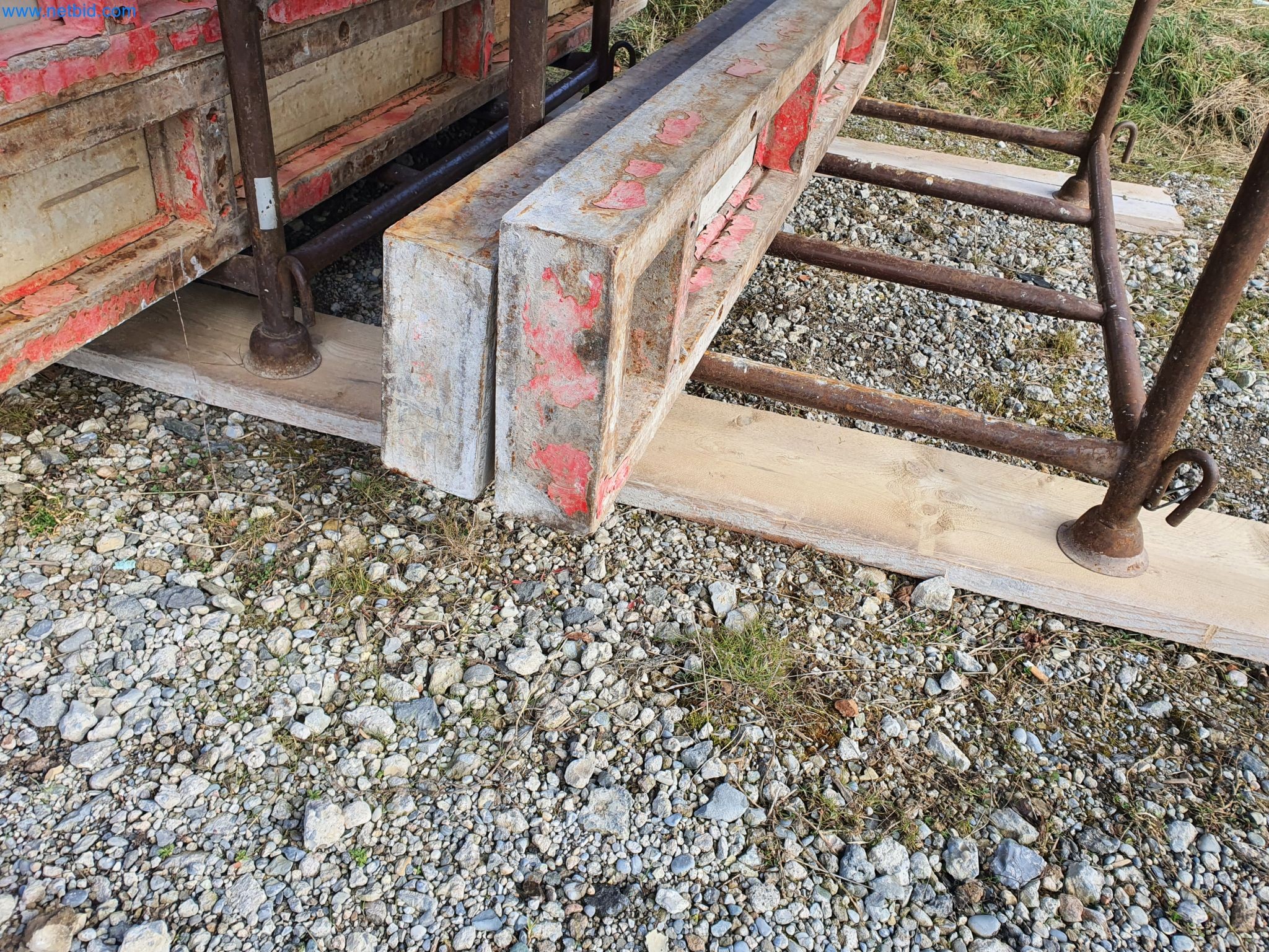 Maquinaria de construcción, vehículos, material de encofrado y accesorios del sector de la construcción de edificios-7