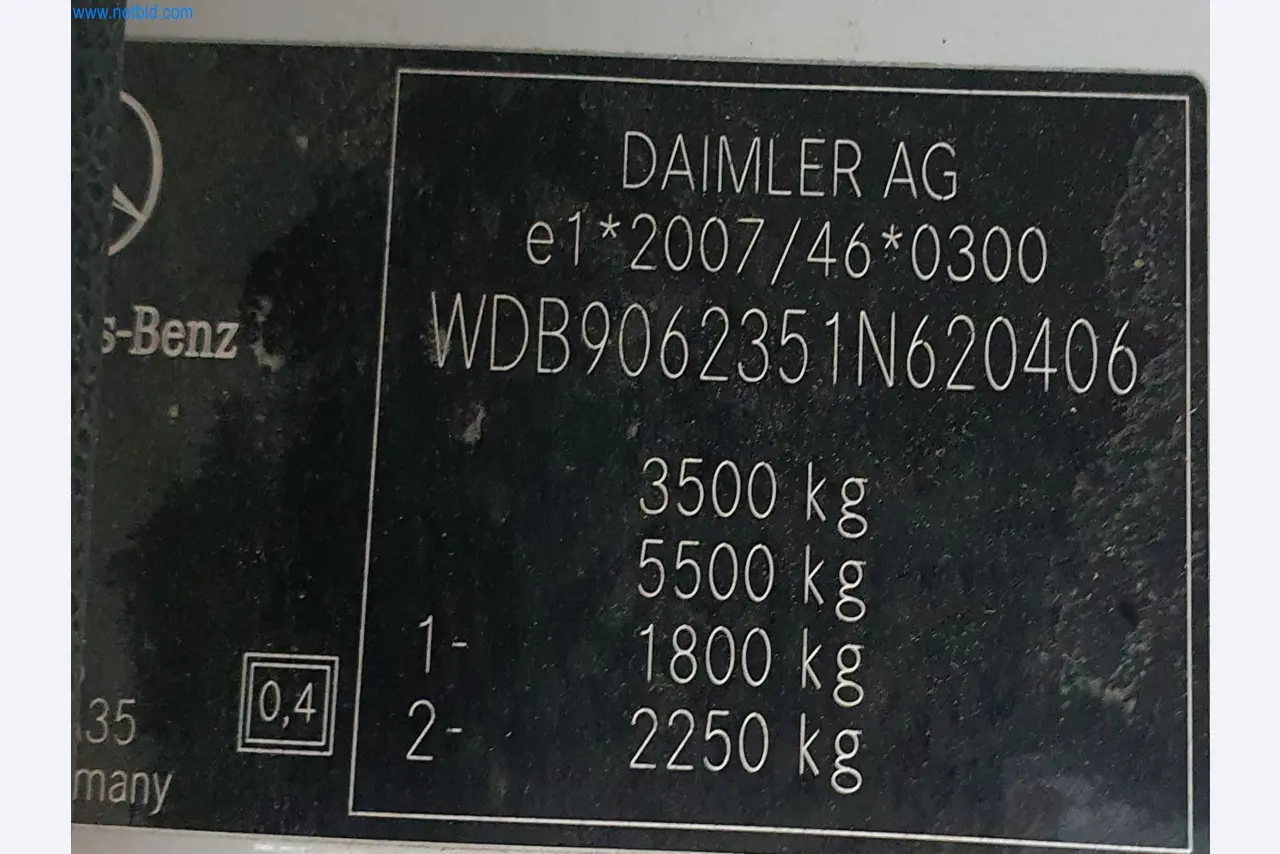 Construction machinery, vehicles, formwork materials and accessories from the building construction sector-12