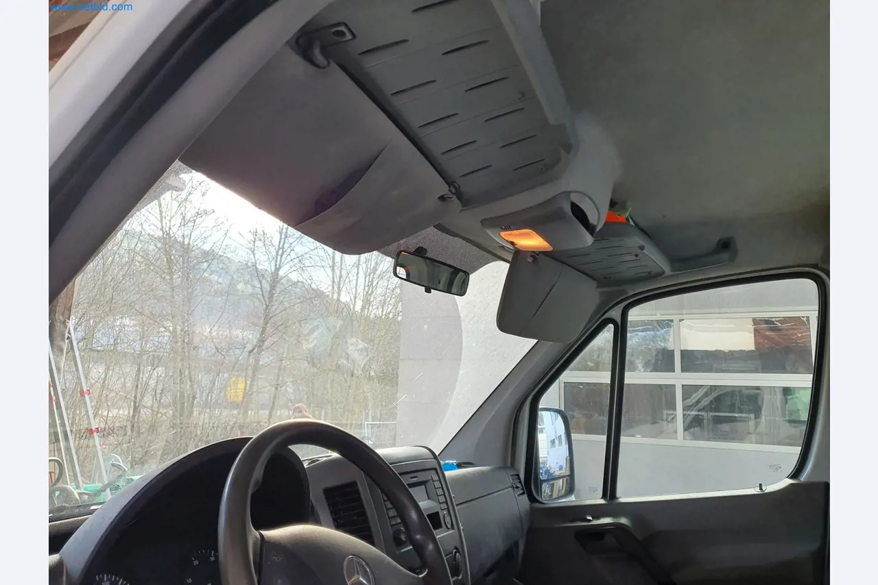 Construction machinery, vehicles, formwork materials and accessories from the building construction sector-14