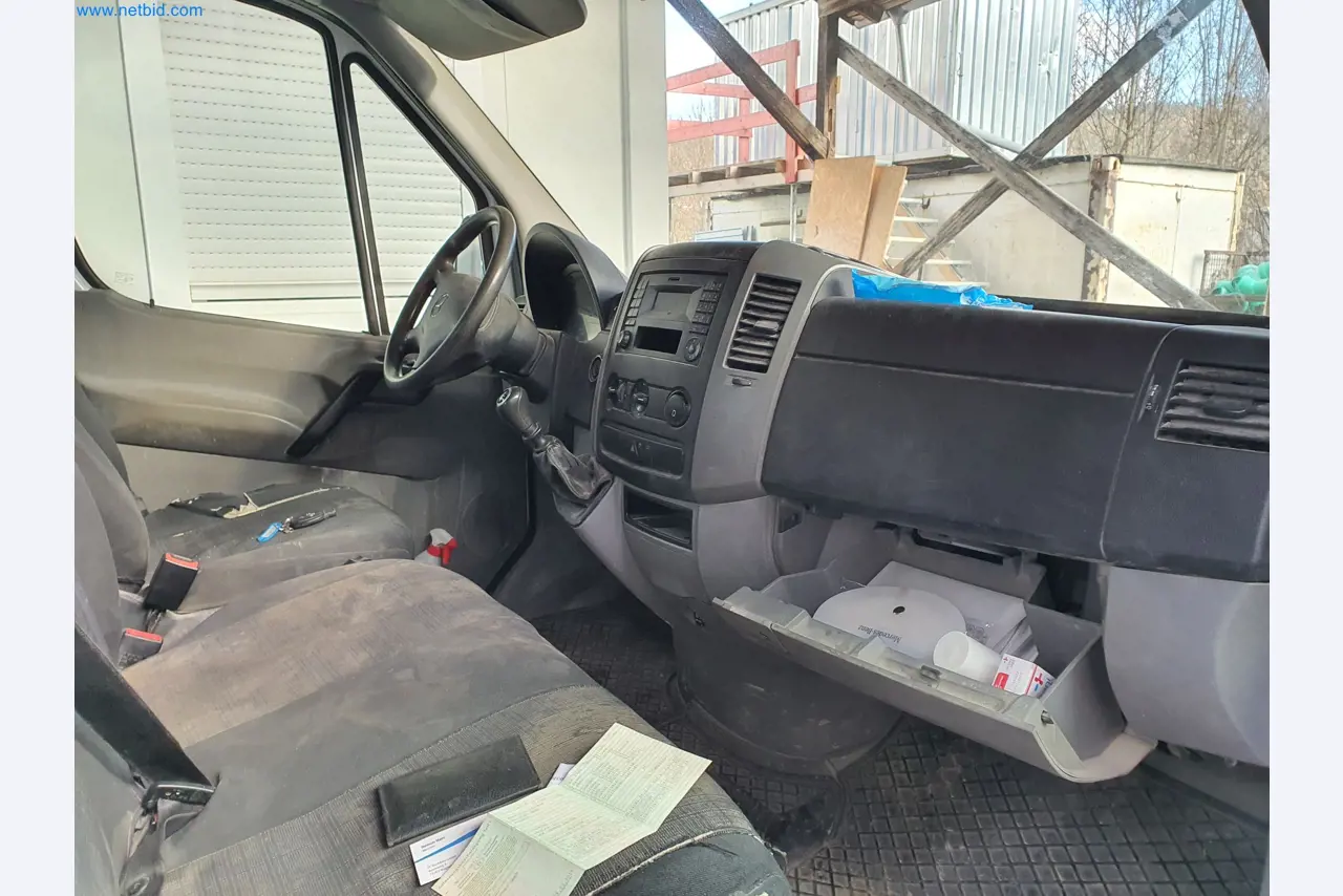 Construction machinery, vehicles, formwork materials and accessories from the building construction sector-18