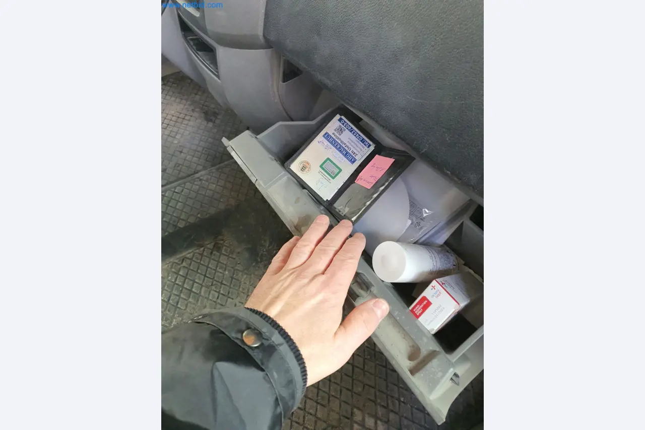 Construction machinery, vehicles, formwork materials and accessories from the building construction sector-21