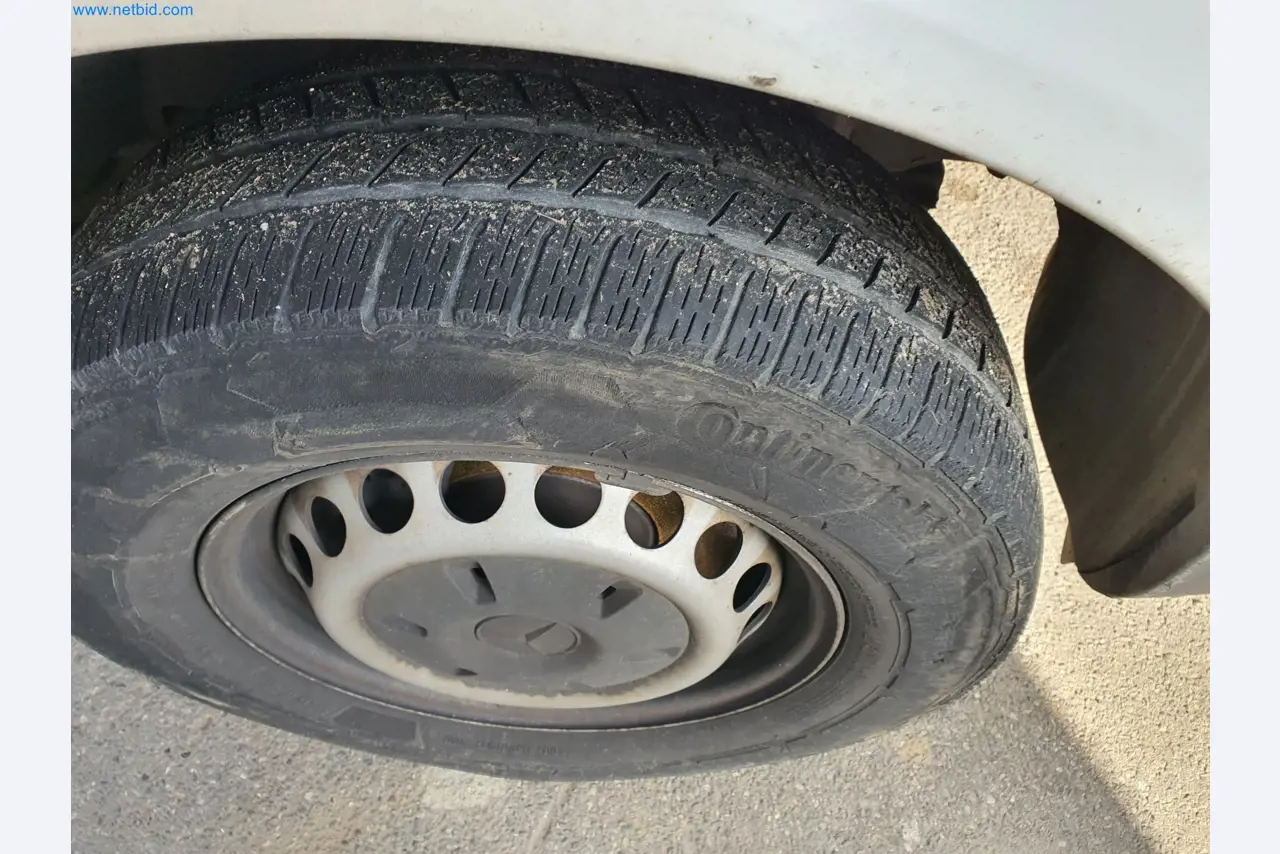 Construction machinery, vehicles, formwork materials and accessories from the building construction sector-22