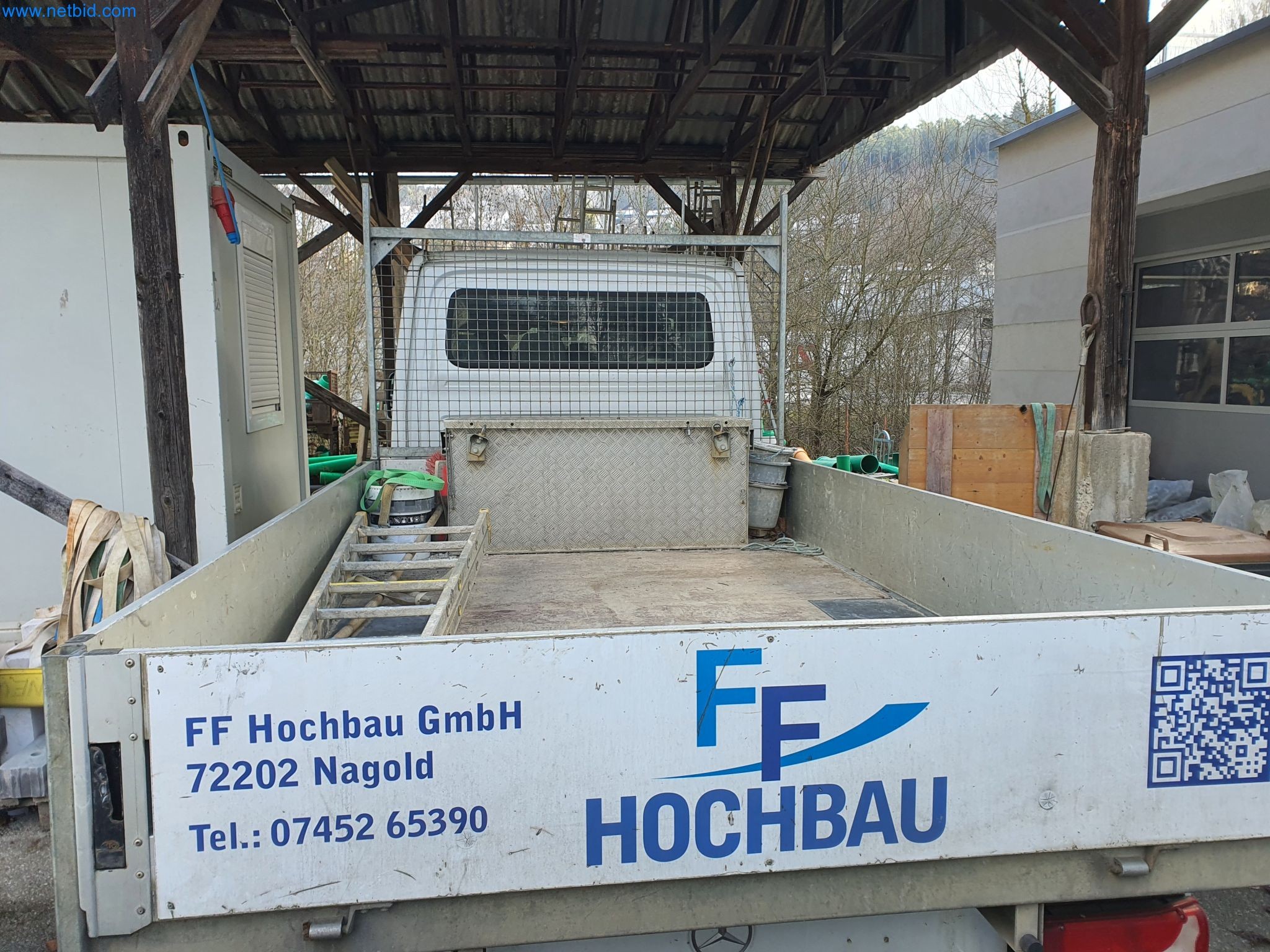 Construction machinery, vehicles, formwork materials and accessories from the building construction sector-6