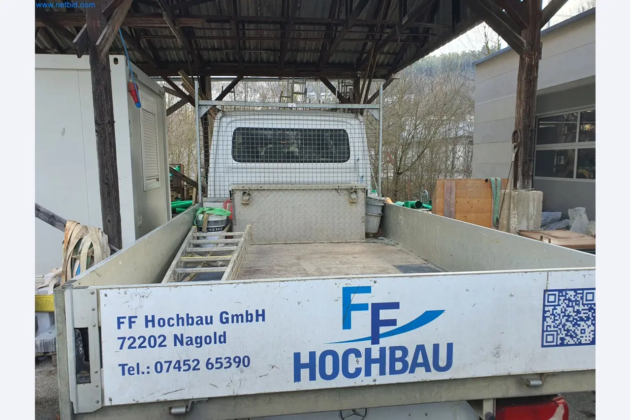 Construction machinery, vehicles, formwork materials and accessories from the building construction sector-6