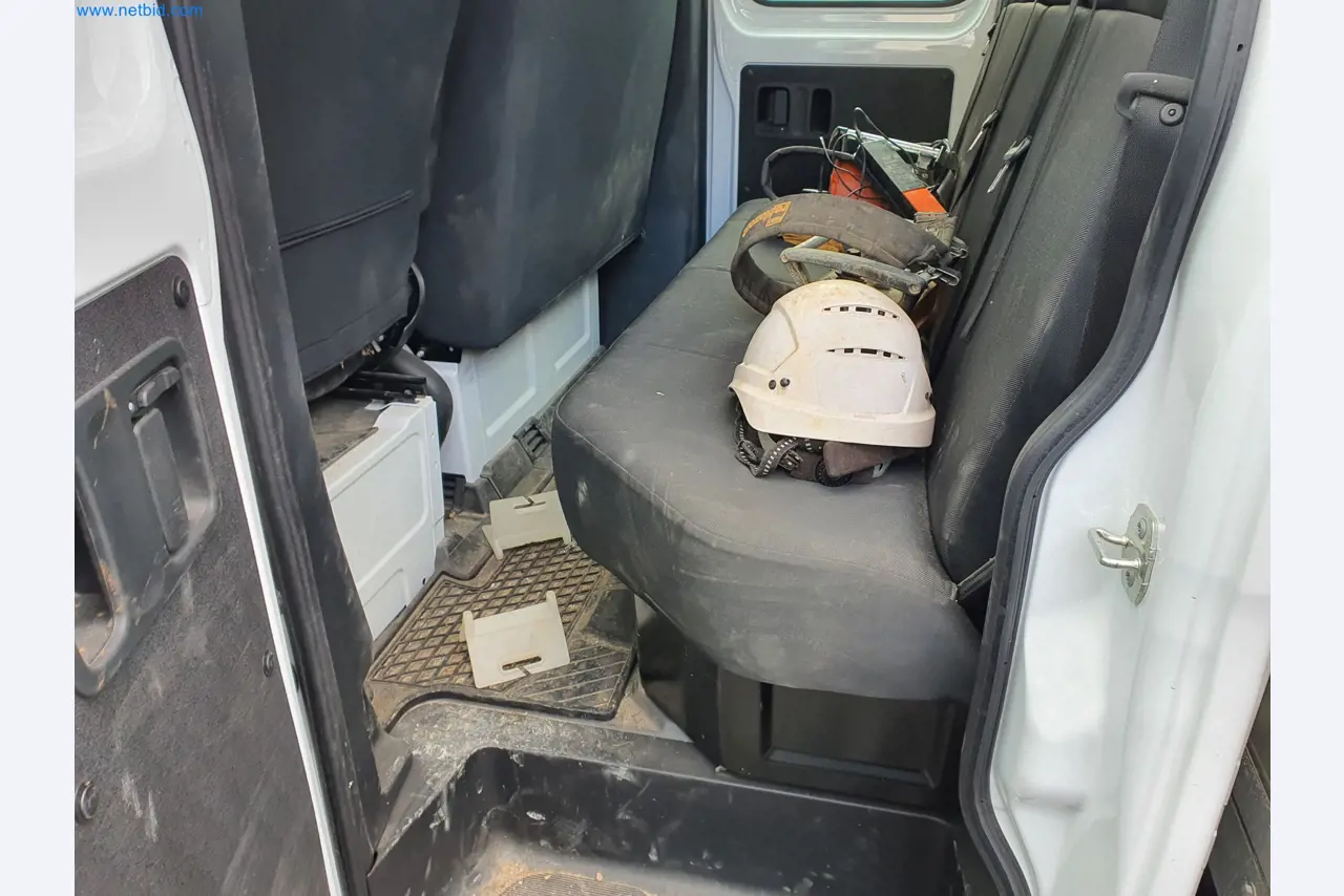 Maszyny budowlane, pojazdy, materiały szalunkowe i akcesoria z sektora budowlanego-14