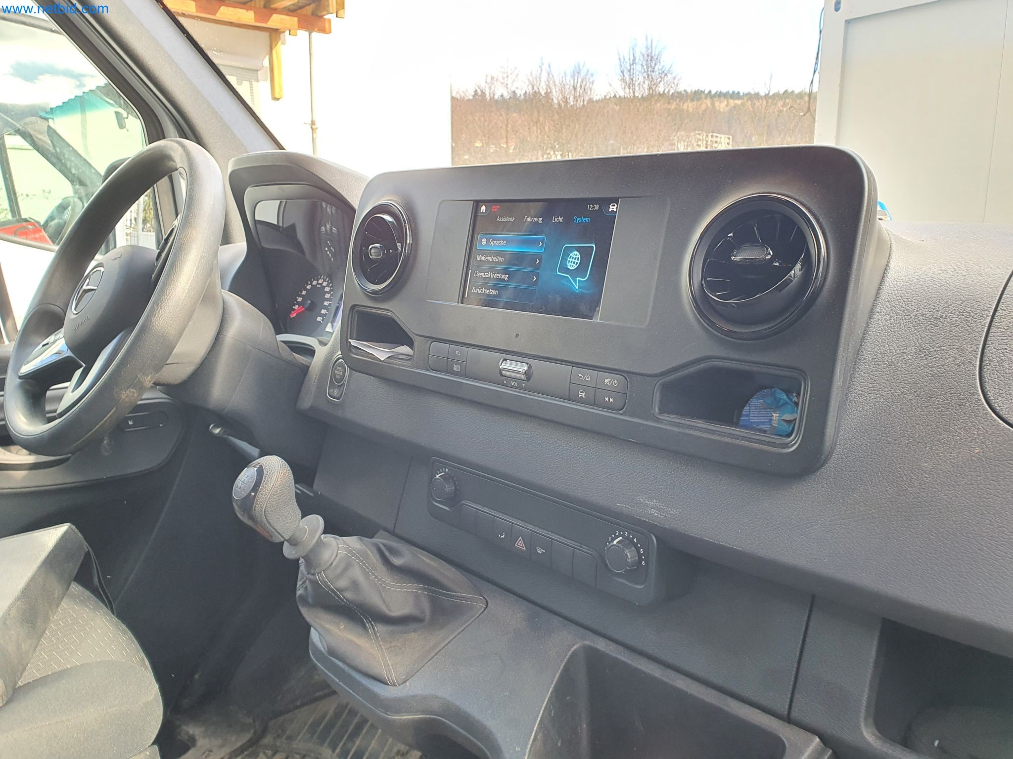 Stavební stroje, vozidla, bednicí materiál a příslušenství z oblasti stavebnictví-19