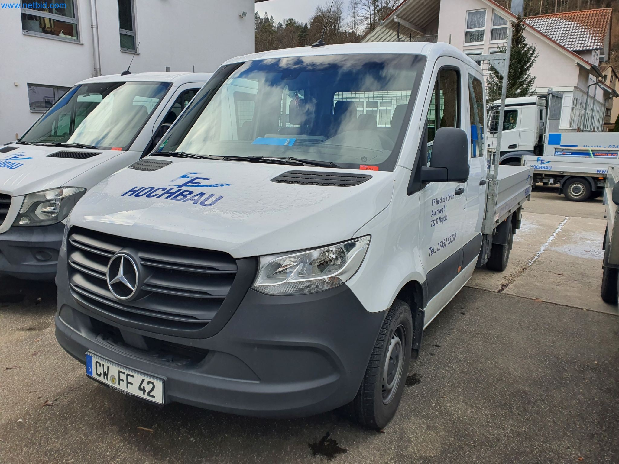 Stavební stroje, vozidla, bednicí materiál a příslušenství z oblasti stavebnictví-1