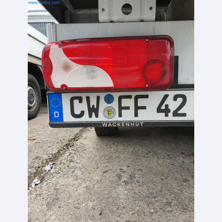 Maszyny budowlane, pojazdy, materiały szalunkowe i akcesoria z sektora budowlanego-4