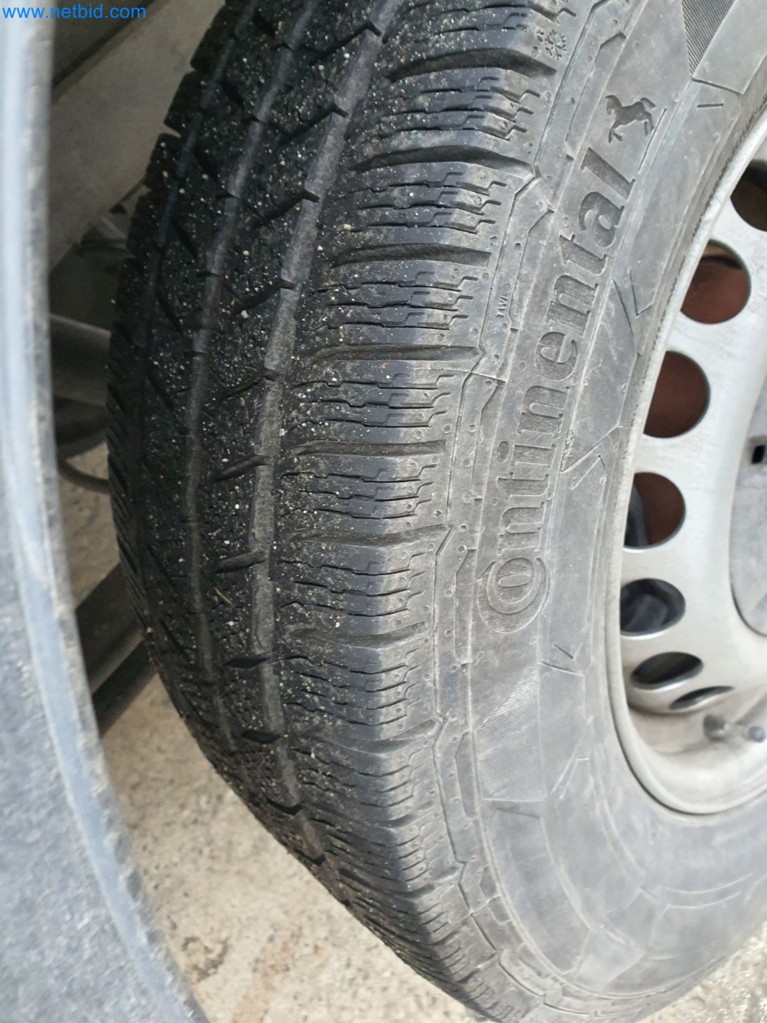 Stavební stroje, vozidla, bednicí materiál a příslušenství z oblasti stavebnictví-7