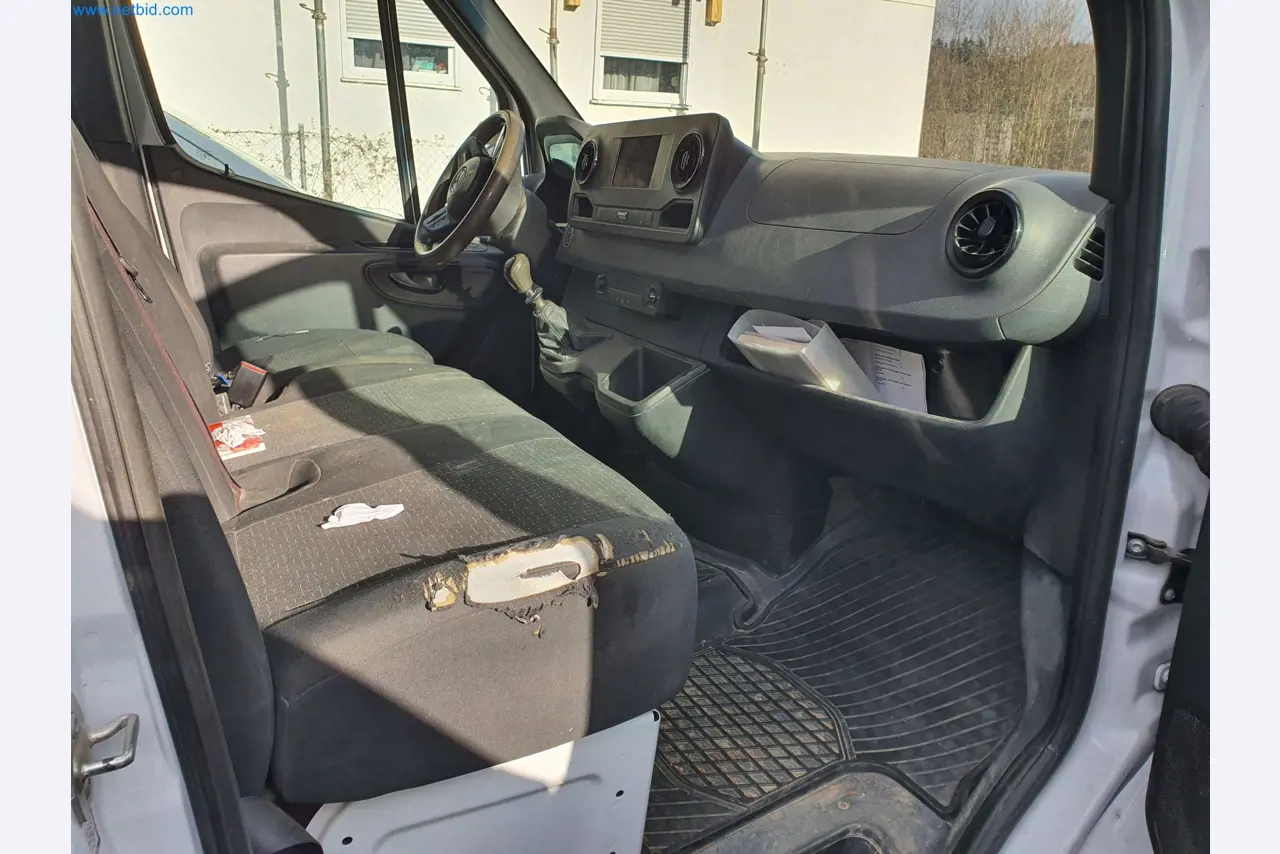 Baumaschinen, Fahrzeuge, Schalungsmaterial und Zubehör aus dem Bereich Hochbau-11