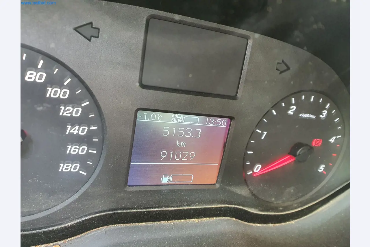 Baumaschinen, Fahrzeuge, Schalungsmaterial und Zubehör aus dem Bereich Hochbau-12