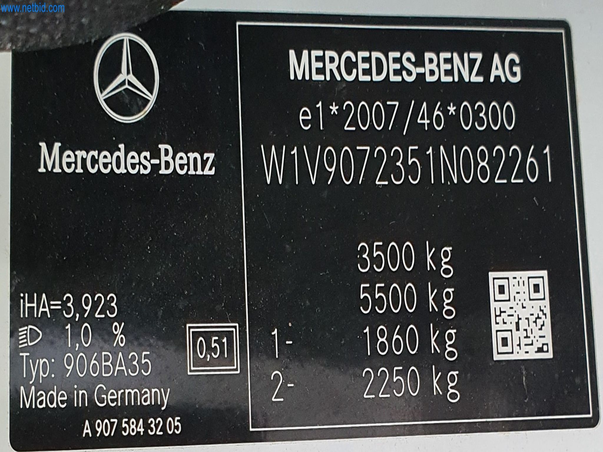 Baumaschinen, Fahrzeuge, Schalungsmaterial und Zubehör aus dem Bereich Hochbau-18