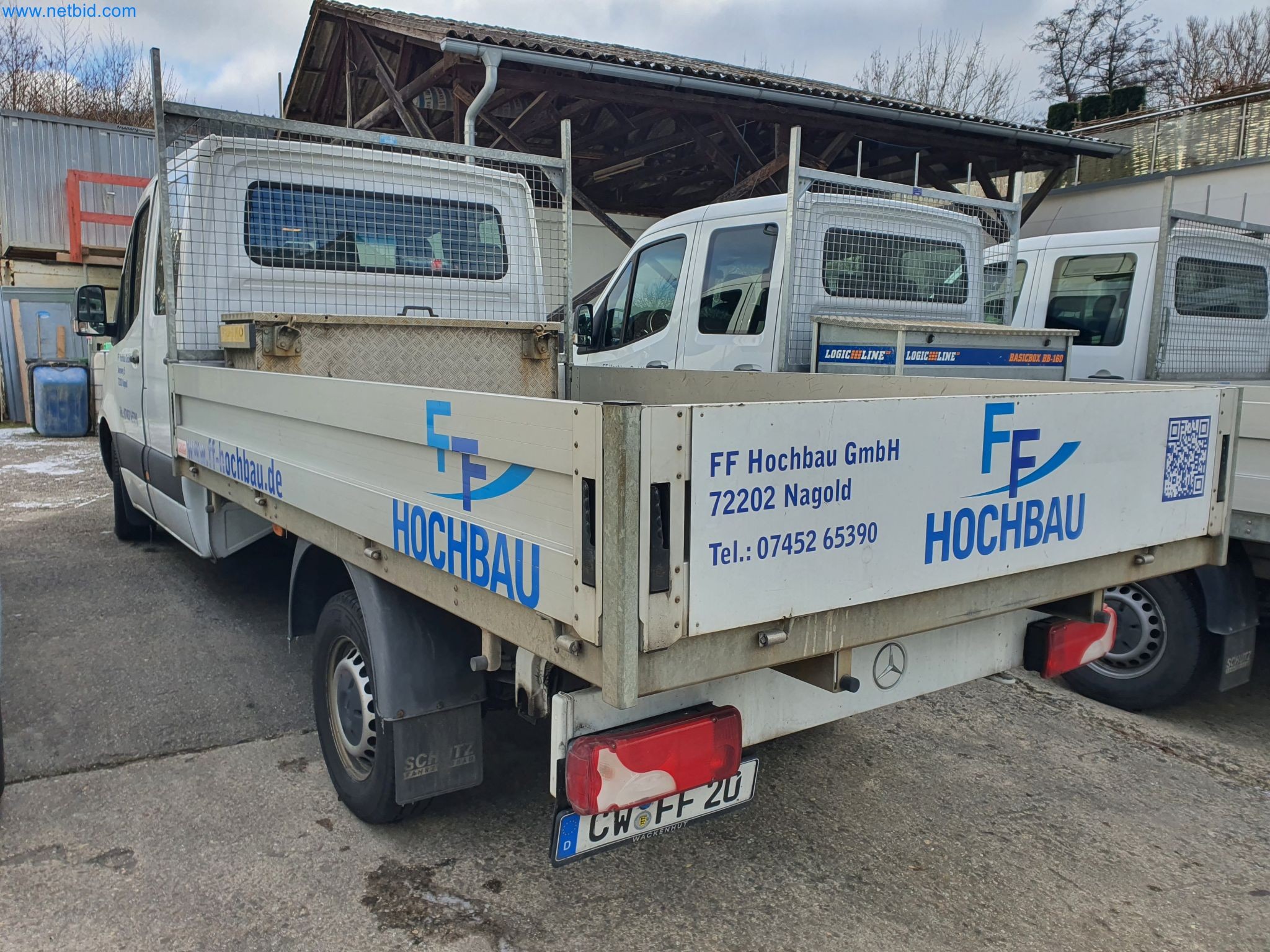 Baumaschinen, Fahrzeuge, Schalungsmaterial und Zubehör aus dem Bereich Hochbau-3