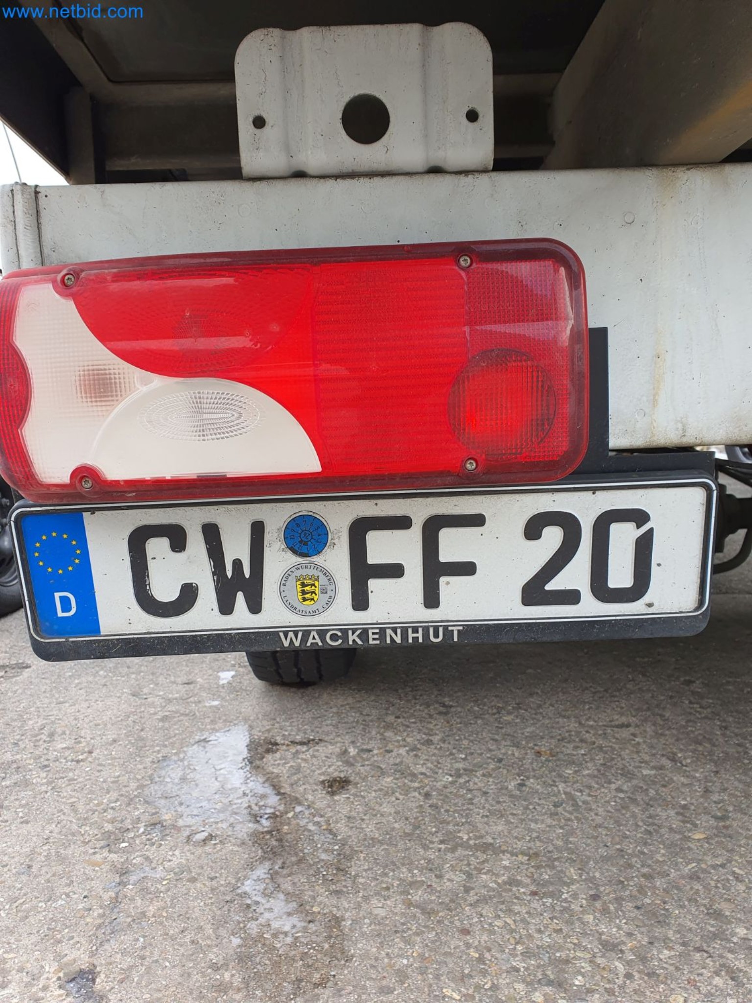 Baumaschinen, Fahrzeuge, Schalungsmaterial und Zubehör aus dem Bereich Hochbau-4