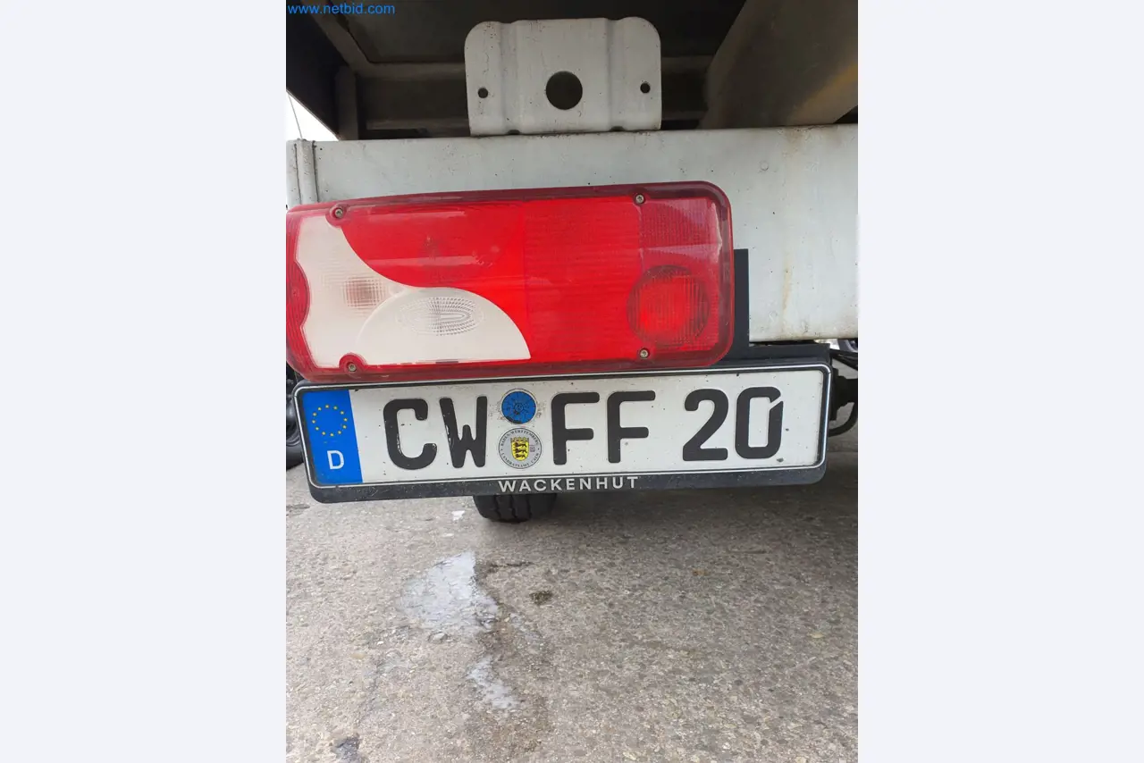 Baumaschinen, Fahrzeuge, Schalungsmaterial und Zubehör aus dem Bereich Hochbau-4