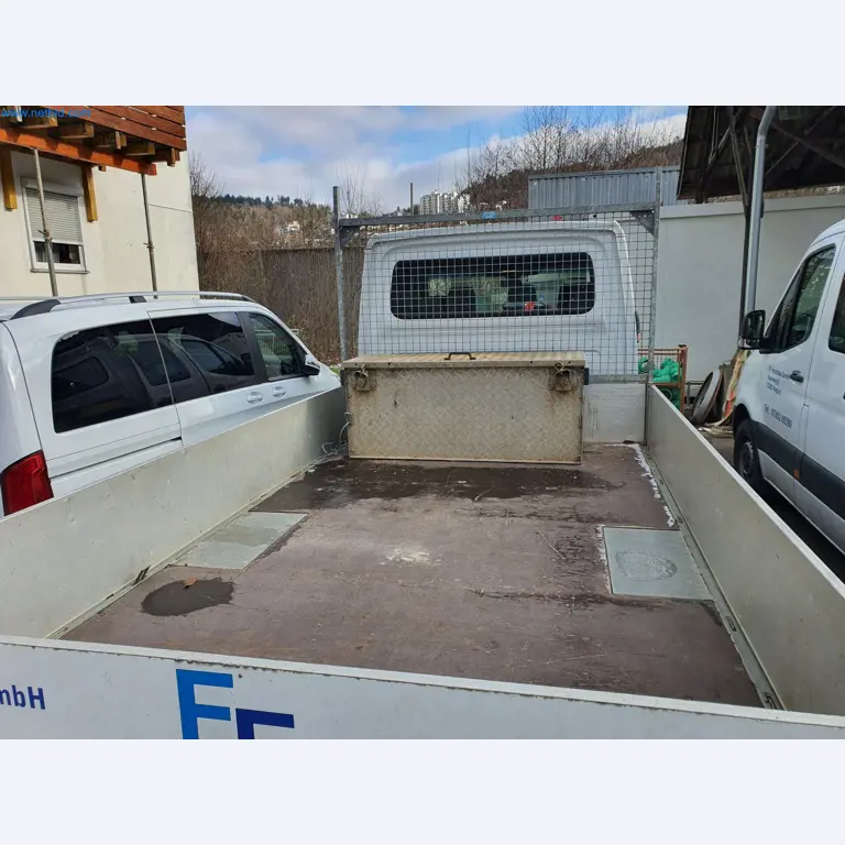 Baumaschinen, Fahrzeuge, Schalungsmaterial und Zubehör aus dem Bereich Hochbau-6